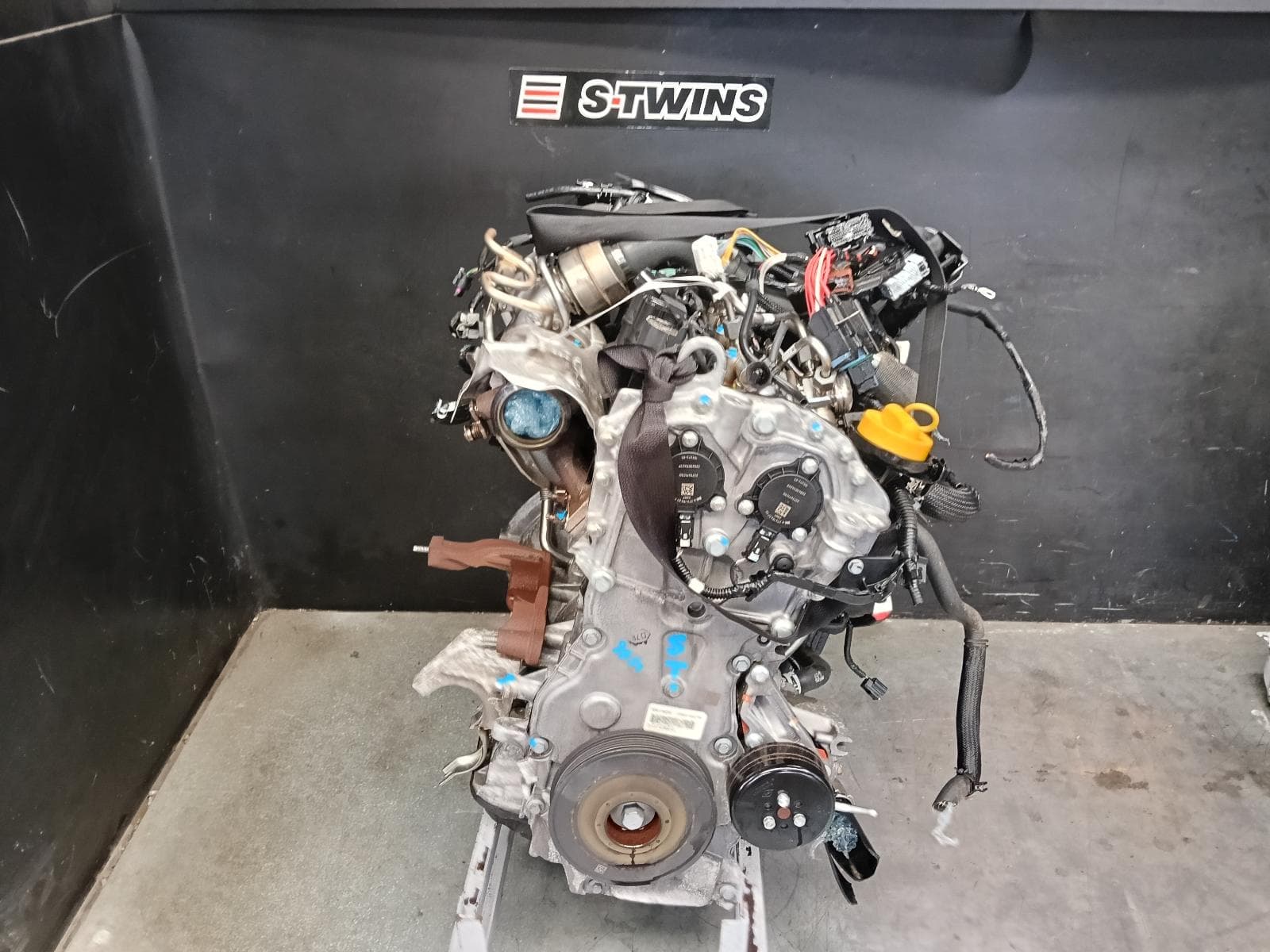 Used auto part listing image: 2022 RENAULT CAPTUR ENGINE PETROL, 1.3, TURBO, H5H CODE, XJB, 01/21