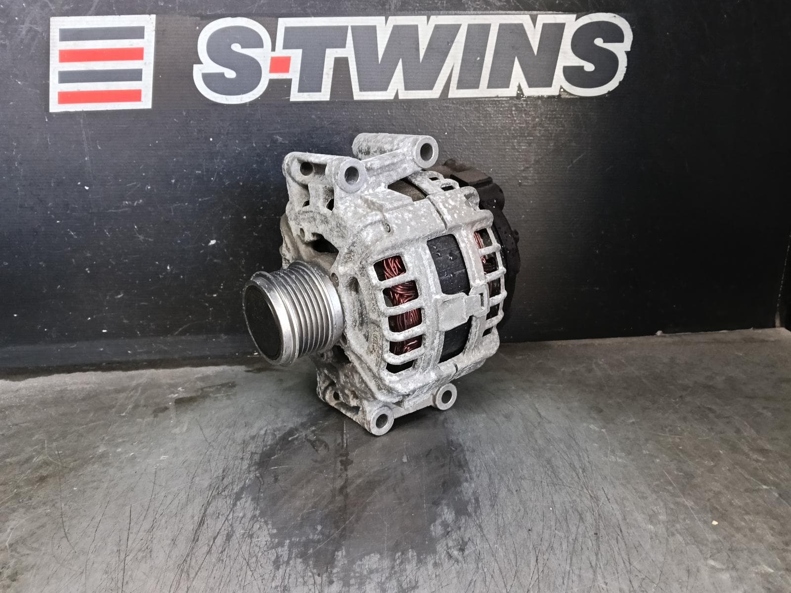 Used auto part listing image: 2023 VOLKSWAGEN GOLF ALTERNATOR PETROL, 2.0, TURBO, DSFE CODE, SEG BRAND, 140 AMP, GEN 8, 09/20