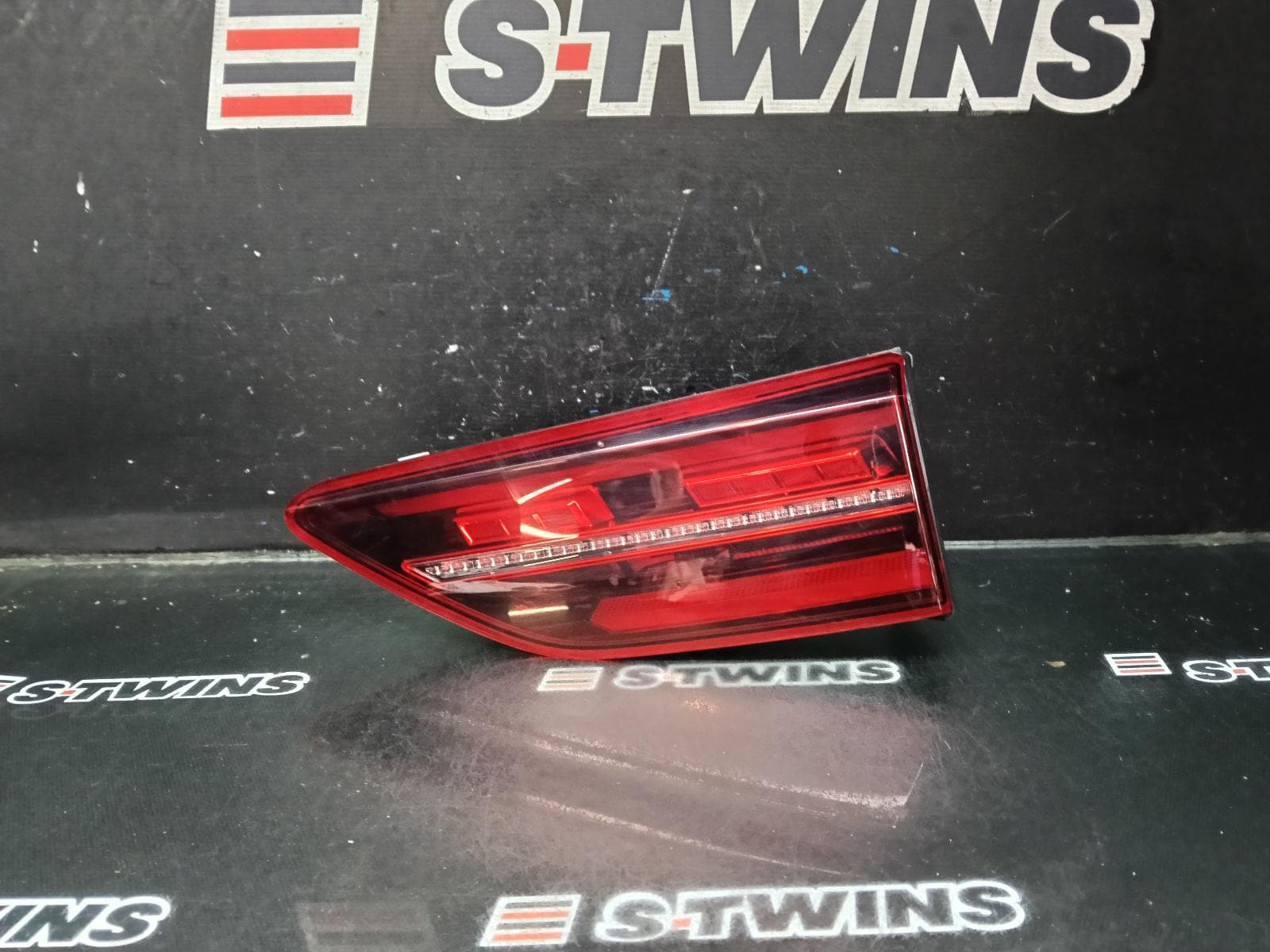 Used auto part listing image: 2023 VOLKSWAGEN GOLF REAR GARNISH GEN 8, TAILGATE LAMP (RH SIDE), W/ LED, PREMIUM TYPE, R/e-TSI, 09/20-06/24