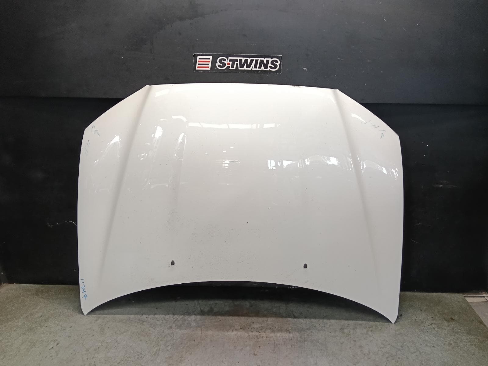Used auto part listing image: 2014 MITSUBISHI ASX BONNET XA-XC, 05/10-07/19