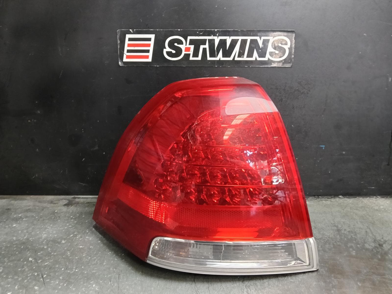 Used auto part listing image: 2014 HOLDEN STATESMAN/CAPRICE LEFT TAILLIGHT WM-WN, STATESMAN/CAPRICE, 09/06-12/17