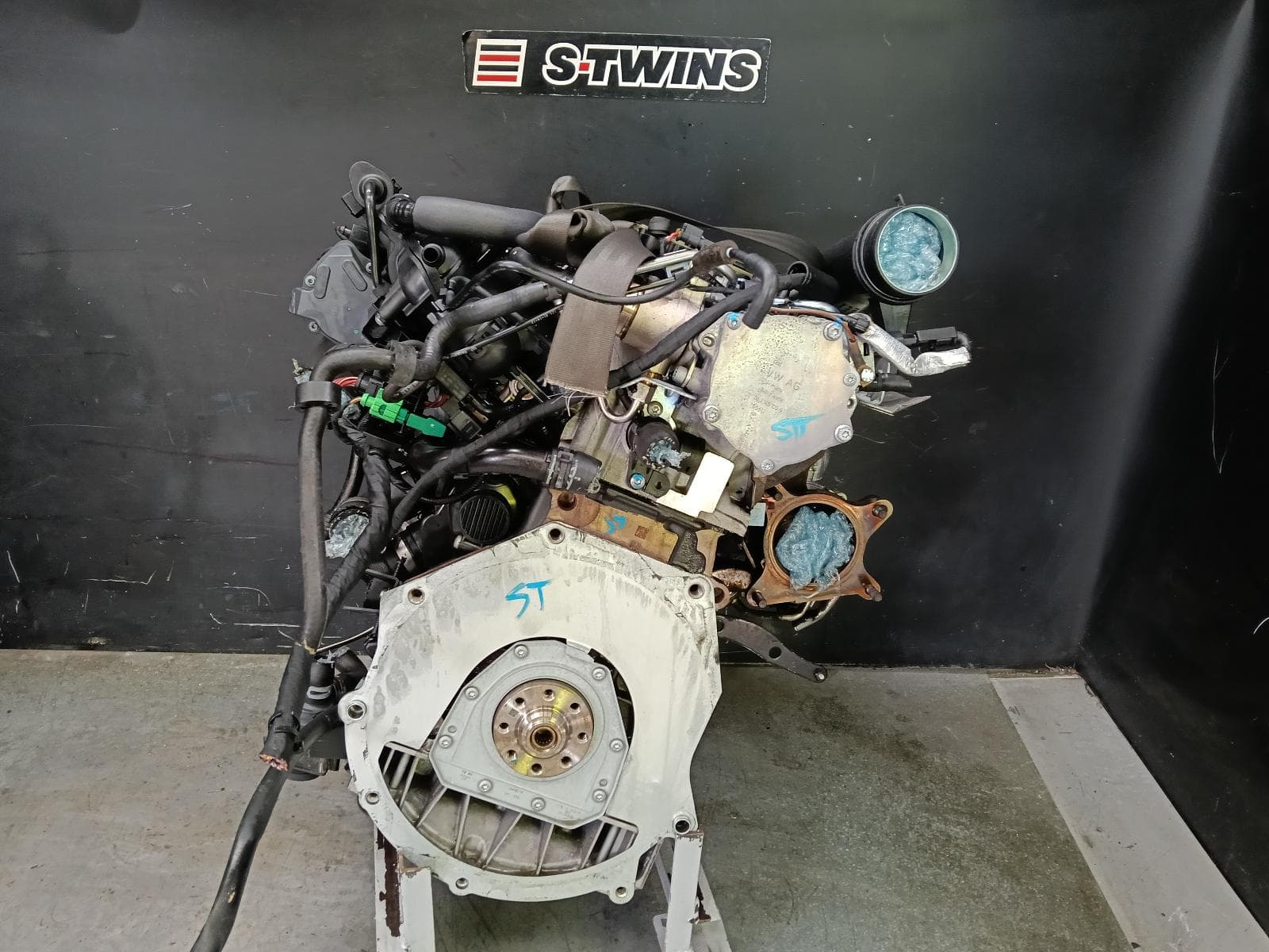 Used auto part listing image: 2012 AUDI Q3 ENGINE PETROL, 2.0, TURBO, 125TFSi (125kW), 8U, CCZC CODE, 03/12-12/18
