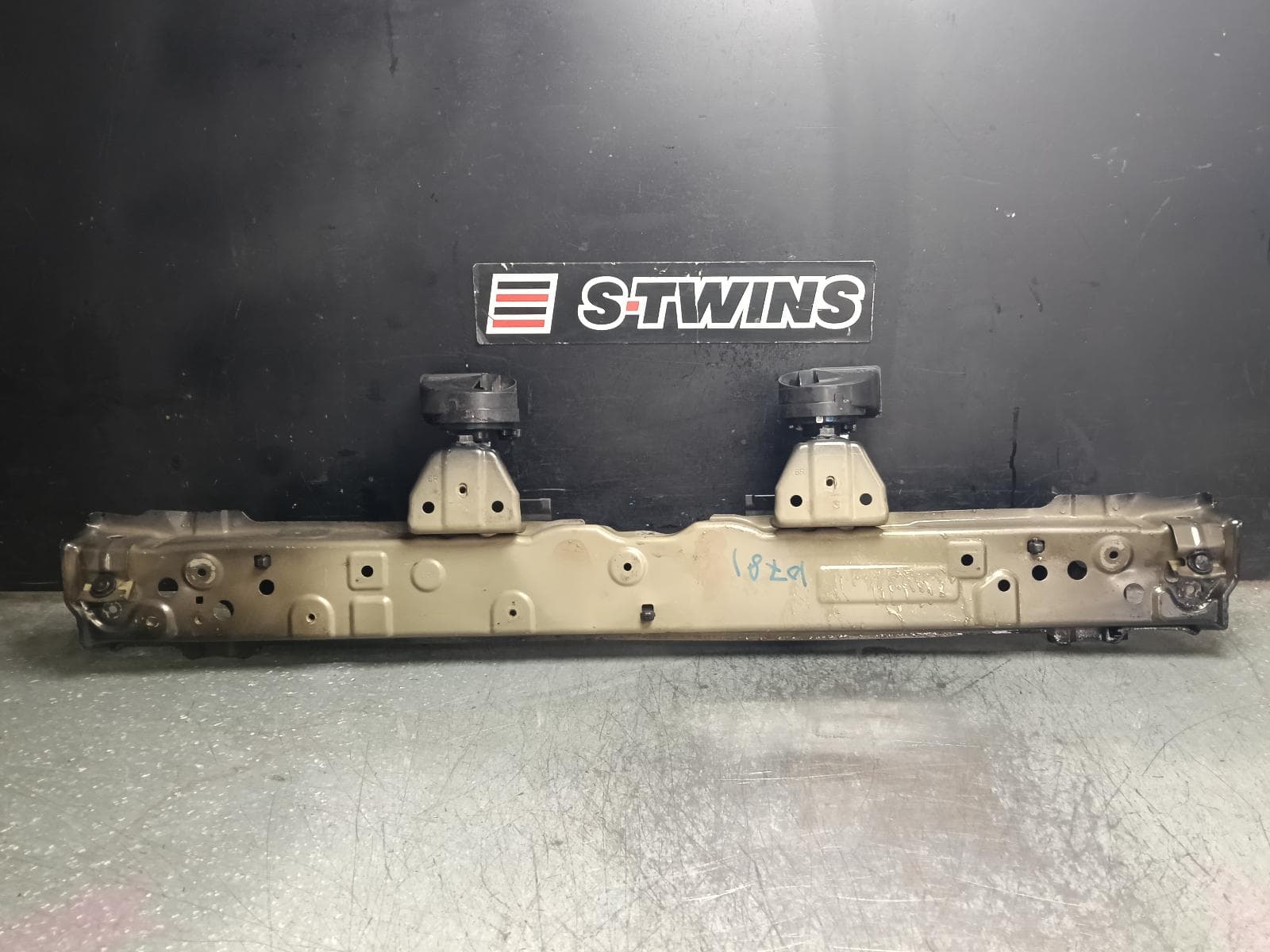 Used auto part listing image: 2022 TOYOTA KLUGER RADIATOR SUPPORT GSU70/GSU75, 03/21