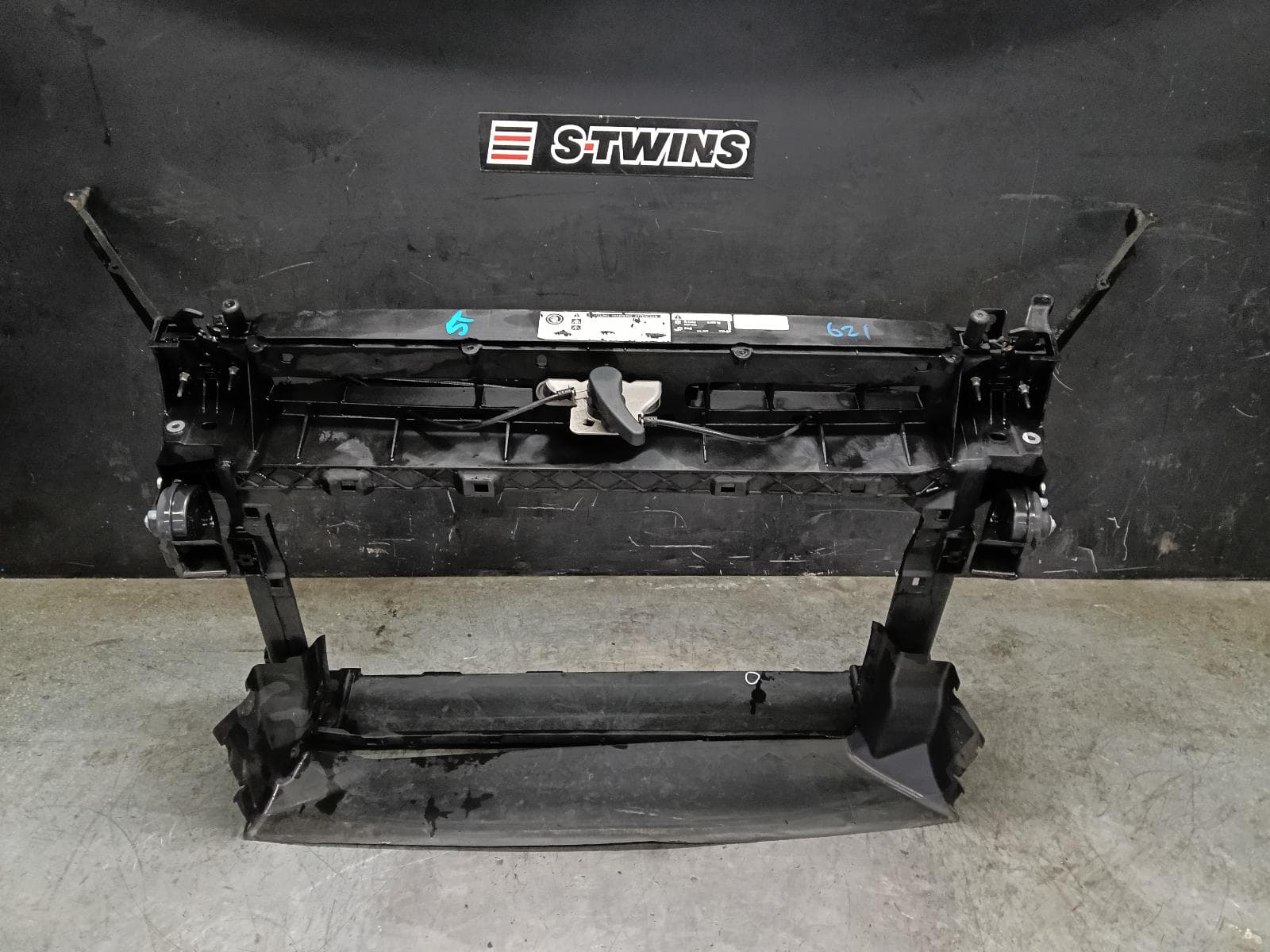 Used auto part listing image: 2017 SKODA KODIAQ RADIATOR SUPPORT NS, 02/17-07/24