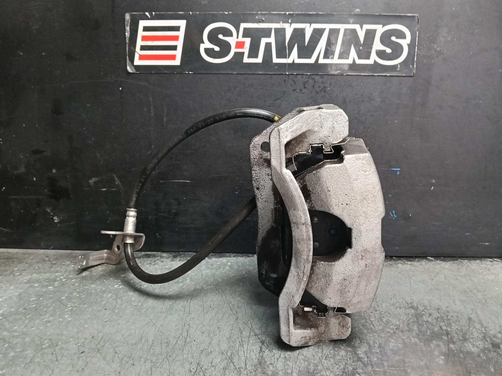 Used auto part listing image: 2022 KIA SORENTO CALIPER RH FRONT, MQ4, 02/20