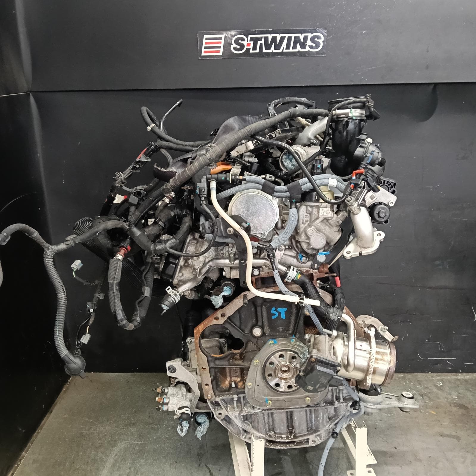 Used auto part listing image: 2021 RENAULT TRAFIC ENGINE DIESEL, 2.0, M9R.710, TURBO, X82, 09/19-05/22