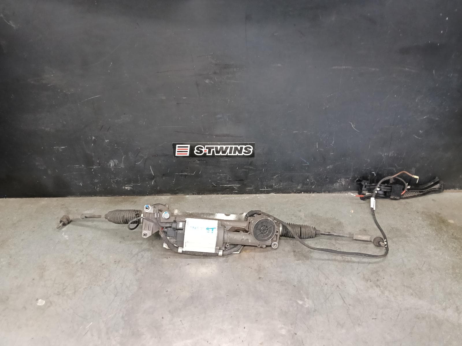 Used auto part listing image: 2018 AUDI Q3 STEERING BOX RACK 8U, 03/12-12/18