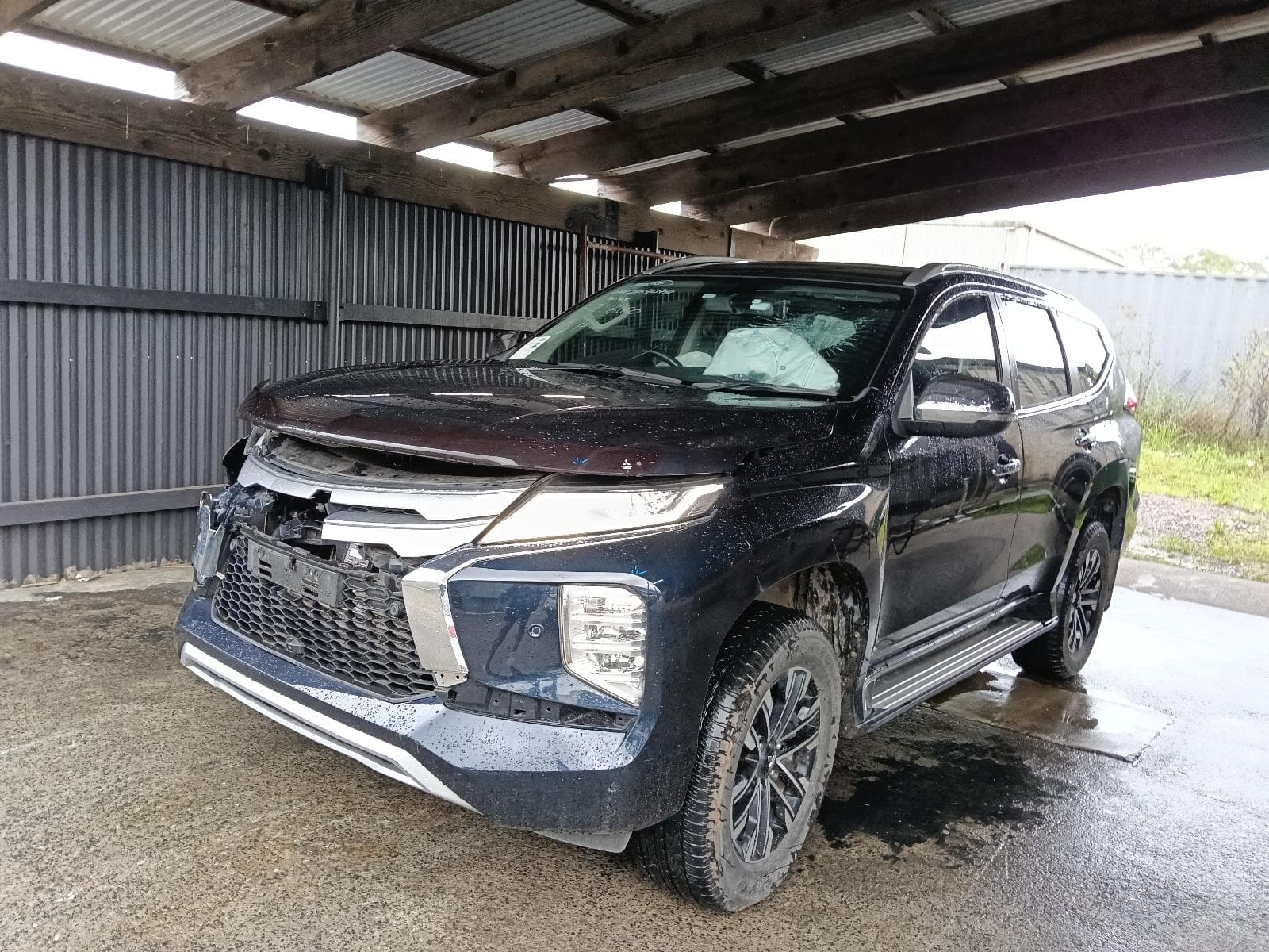 Used auto part listing image: 2021 MITSUBISHI PAJERO RIGHT REAR WND REG MOTOR DOOR REG ASSY (REG AND MOTOR), QE, PAJERO SPORT, 11/19