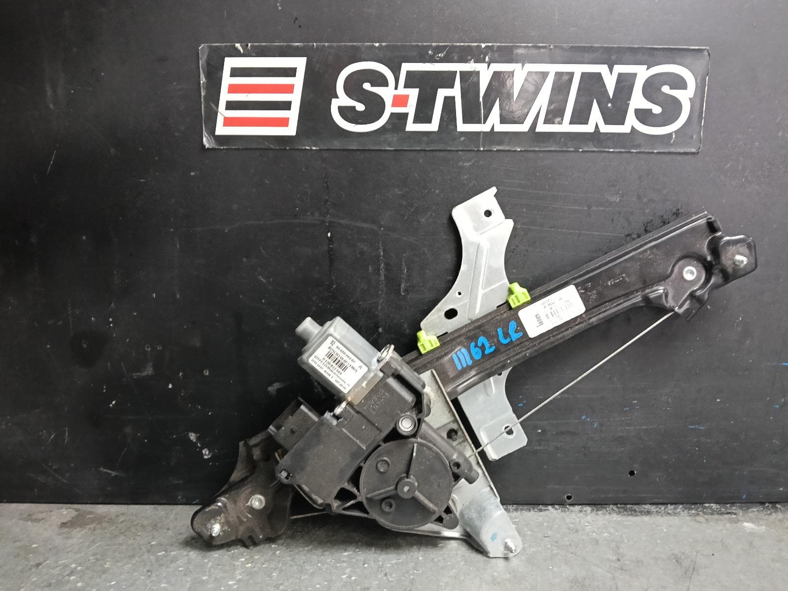 Used auto part listing image: 2015 PEUGEOT 508 LEFT REAR WND REG MOTOR 07/11-12/17