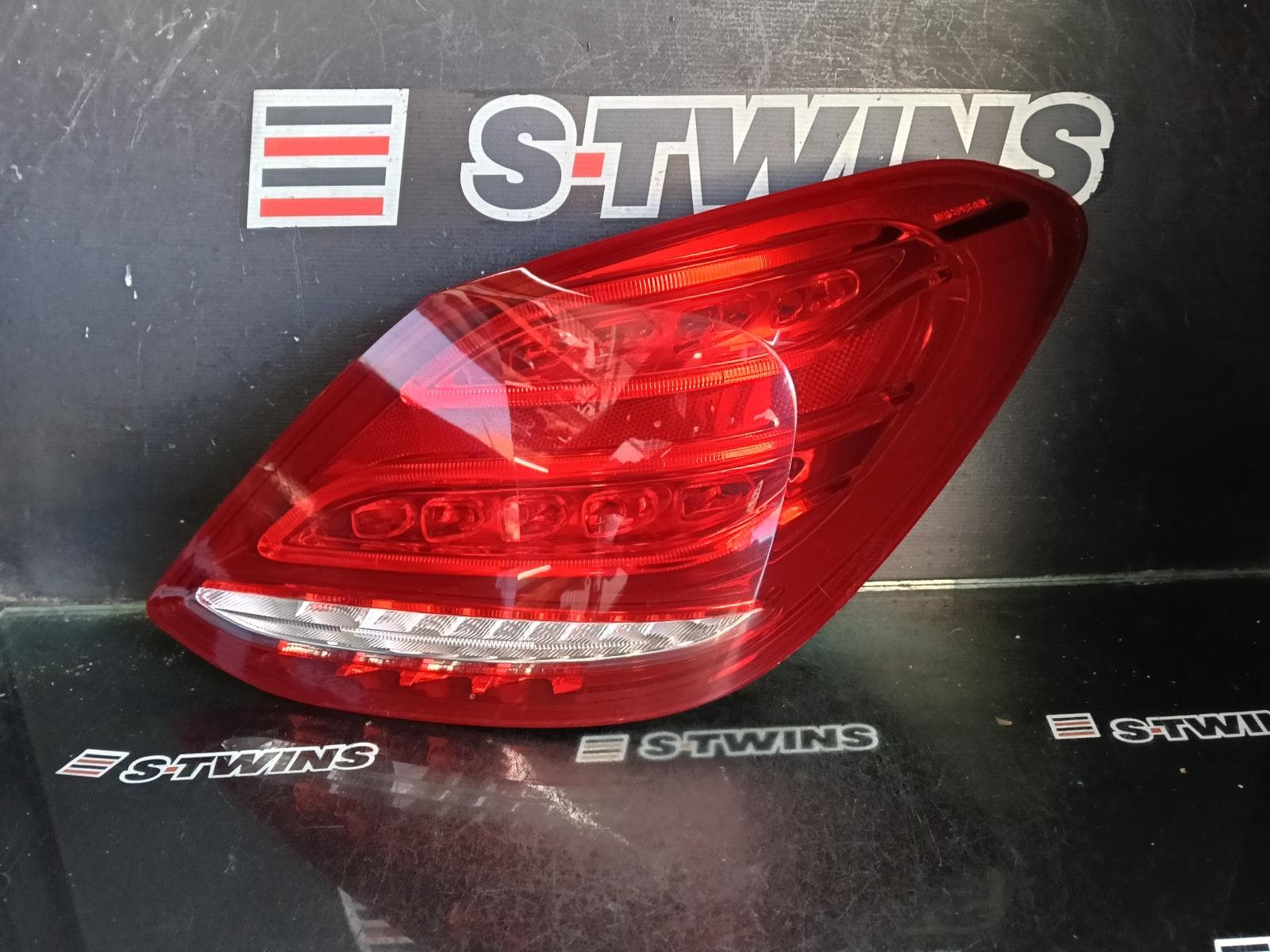 Used auto part listing image: 2017 MERCEDES C CLASS RIGHT TAILLIGHT W205, SEDAN, IN BODY, LED TYPE, 06/14-07/18
