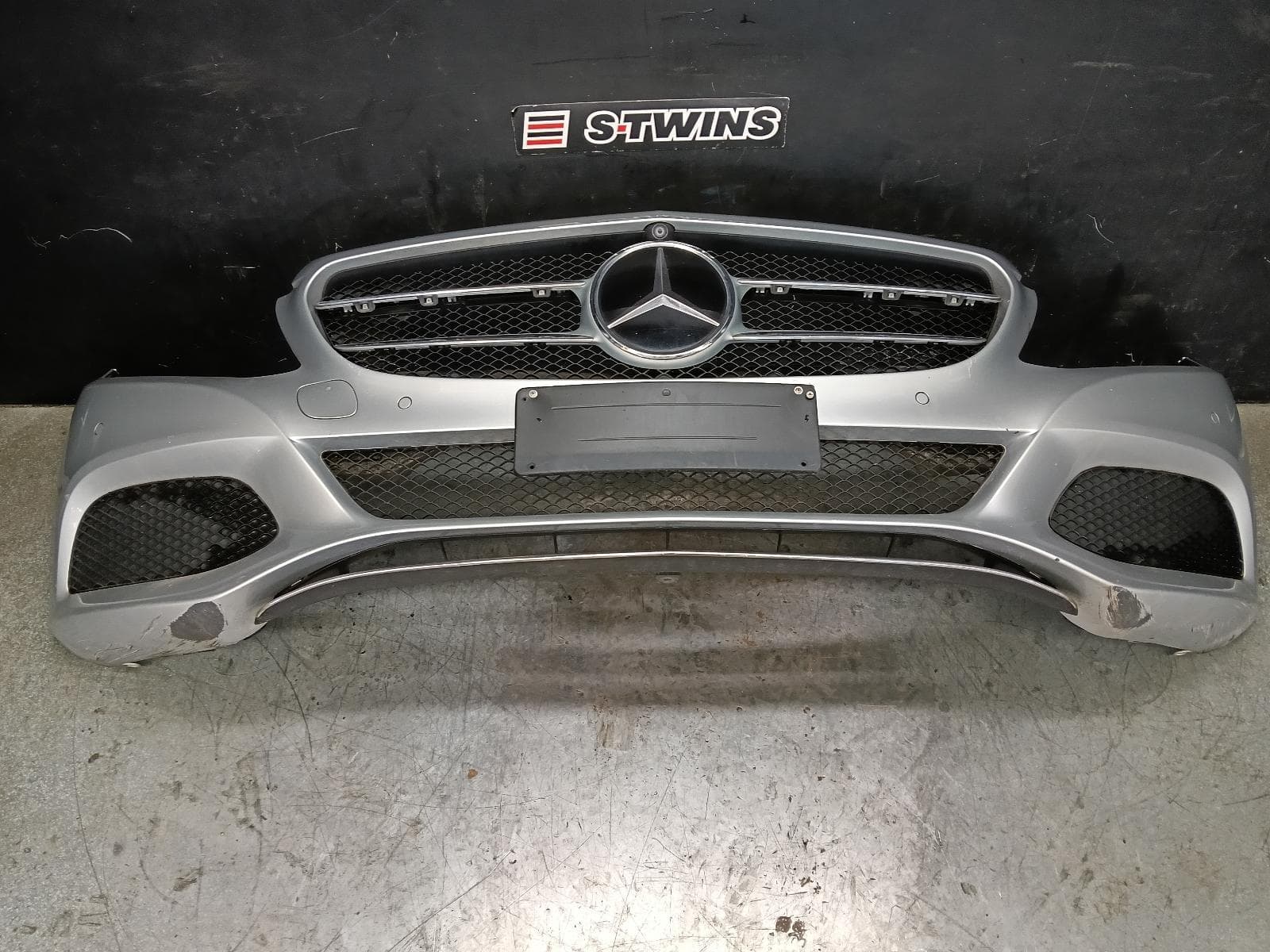 Used auto part listing image: 2017 MERCEDES C CLASS FRONT BUMPER BUMPER BAR, W205/S205, SEDAN/WAGON, C250, 06/14-07/18