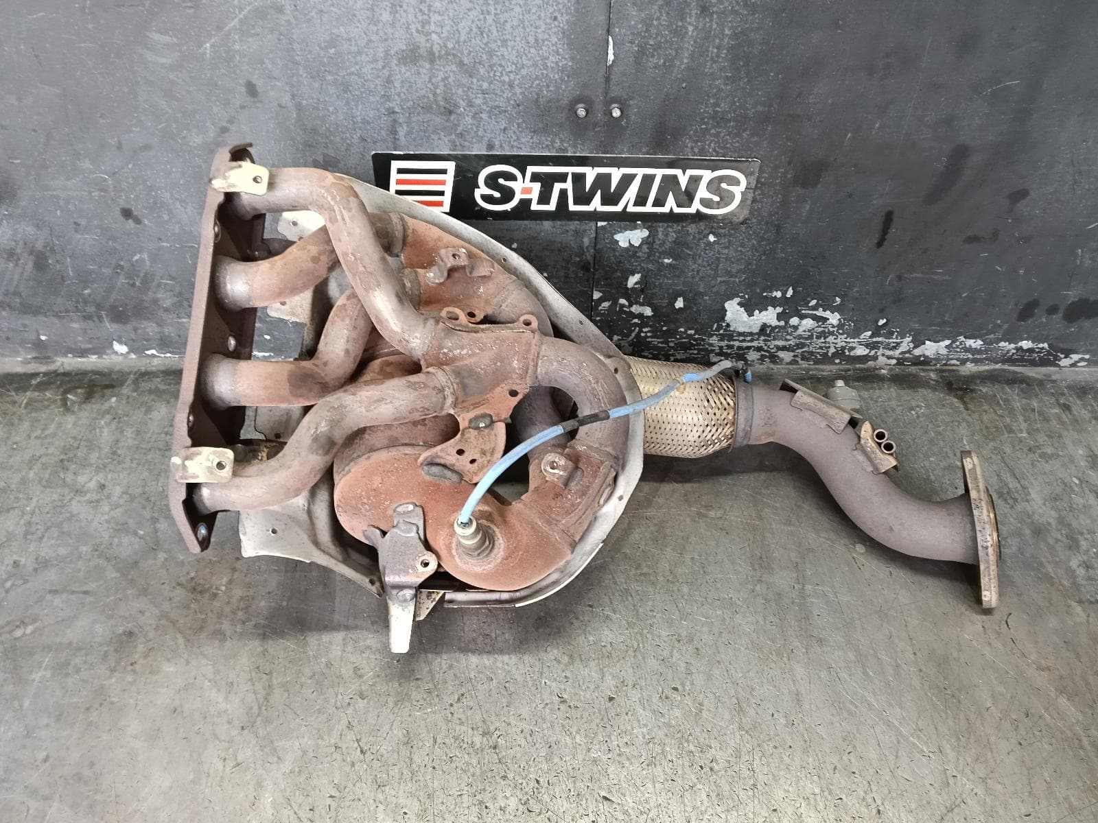 Used auto part listing image: 2015 MAZDA 3 CATALYTIC CONVERTER MANIFOLD-CAT TYPE, 2.0, PETROL, BM-BN, 11/13-02/19 0000410932