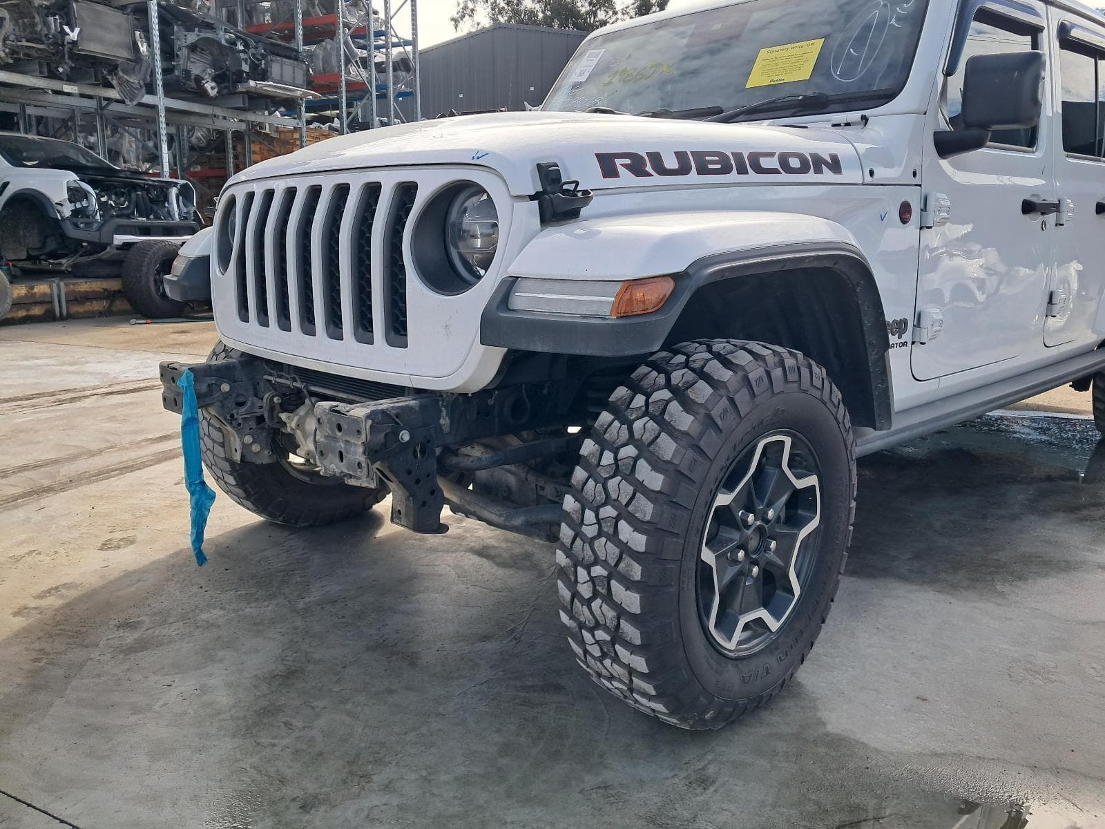 2021 JEEP GLADIATOR 8