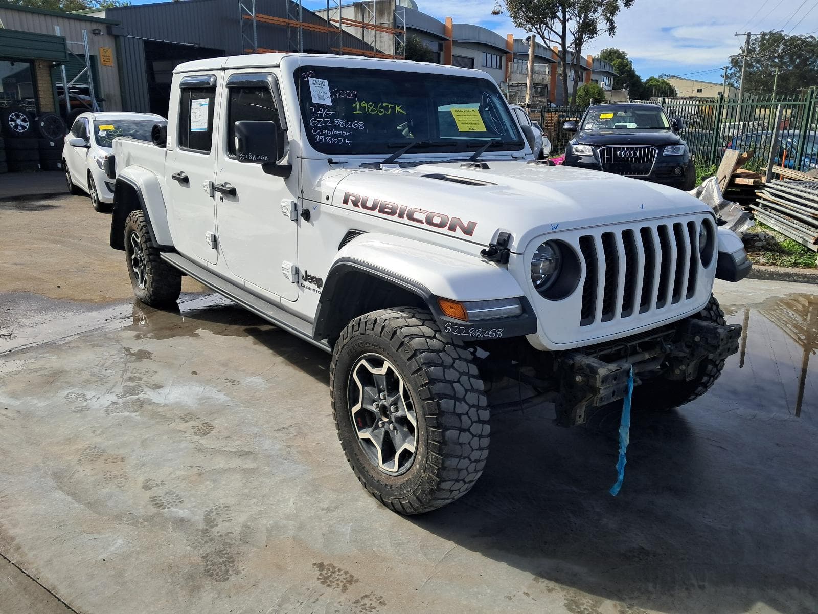 Used auto part listing image: 2021 JEEP GLADIATOR AIR CLEANER DUCT HOS JT, 01/20