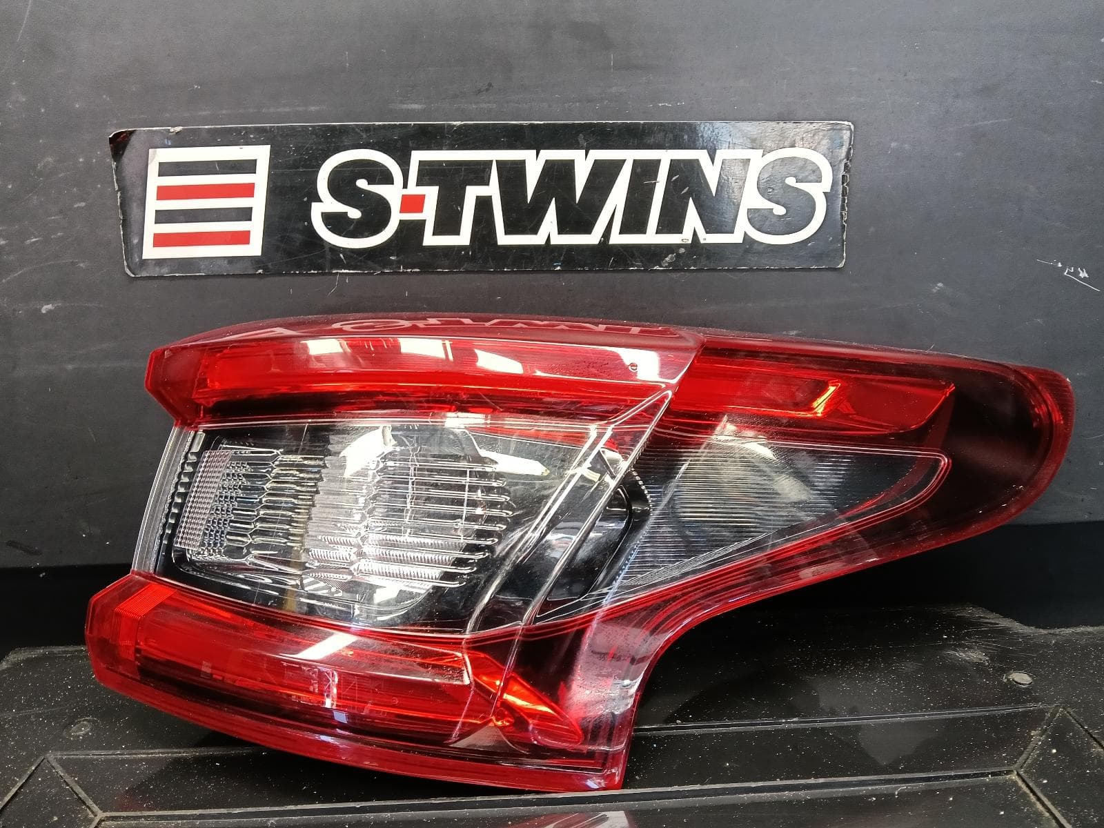 Used auto part listing image: 2019 NISSAN QASHQAI RIGHT TAILLIGHT J11, 07/17-07/21