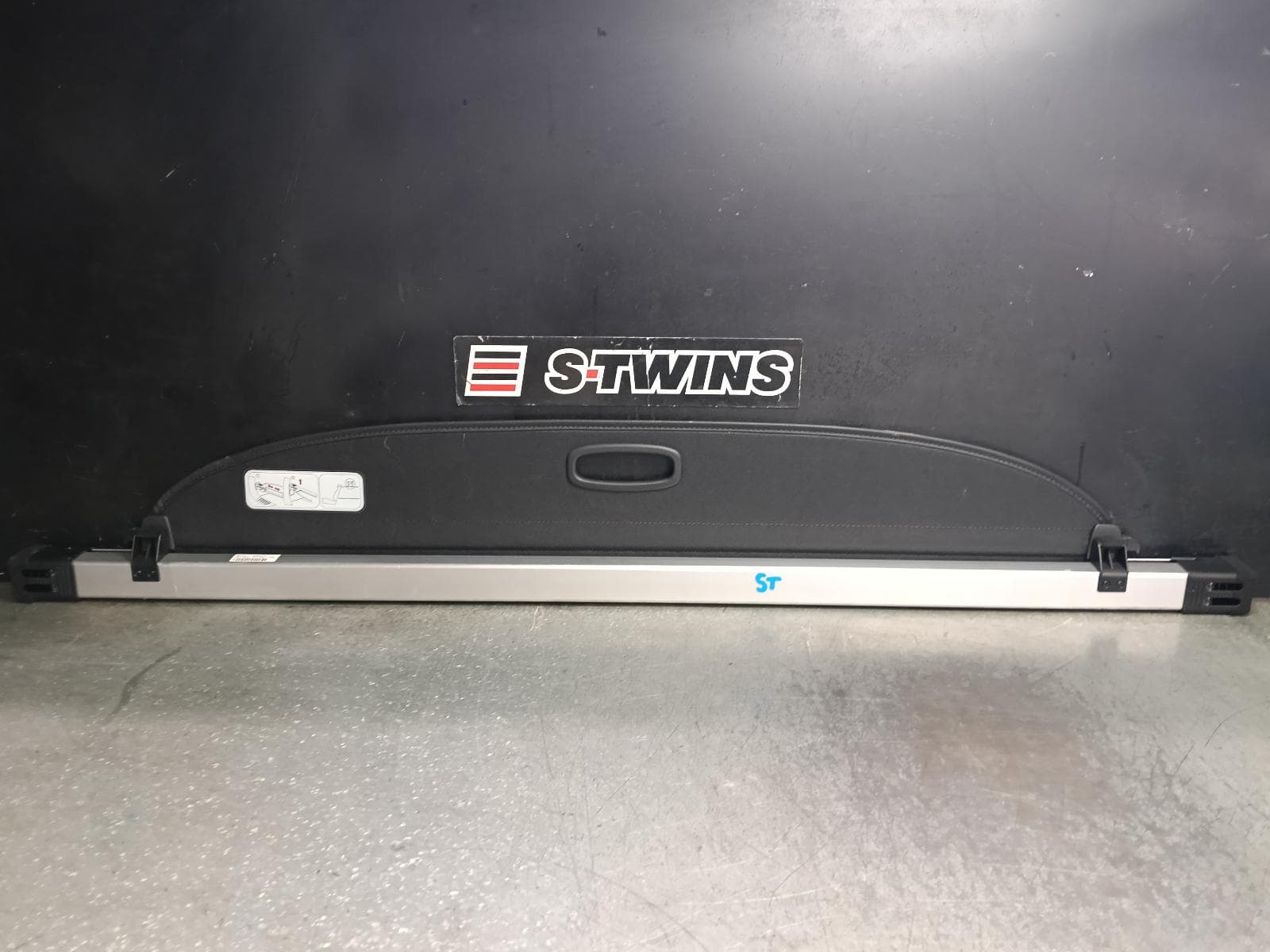 Used auto part listing image: 2022 HYUNDAI TUCSON PARCEL SHELF CARGO BLIND NX4, CARGO BLIND, 02/21