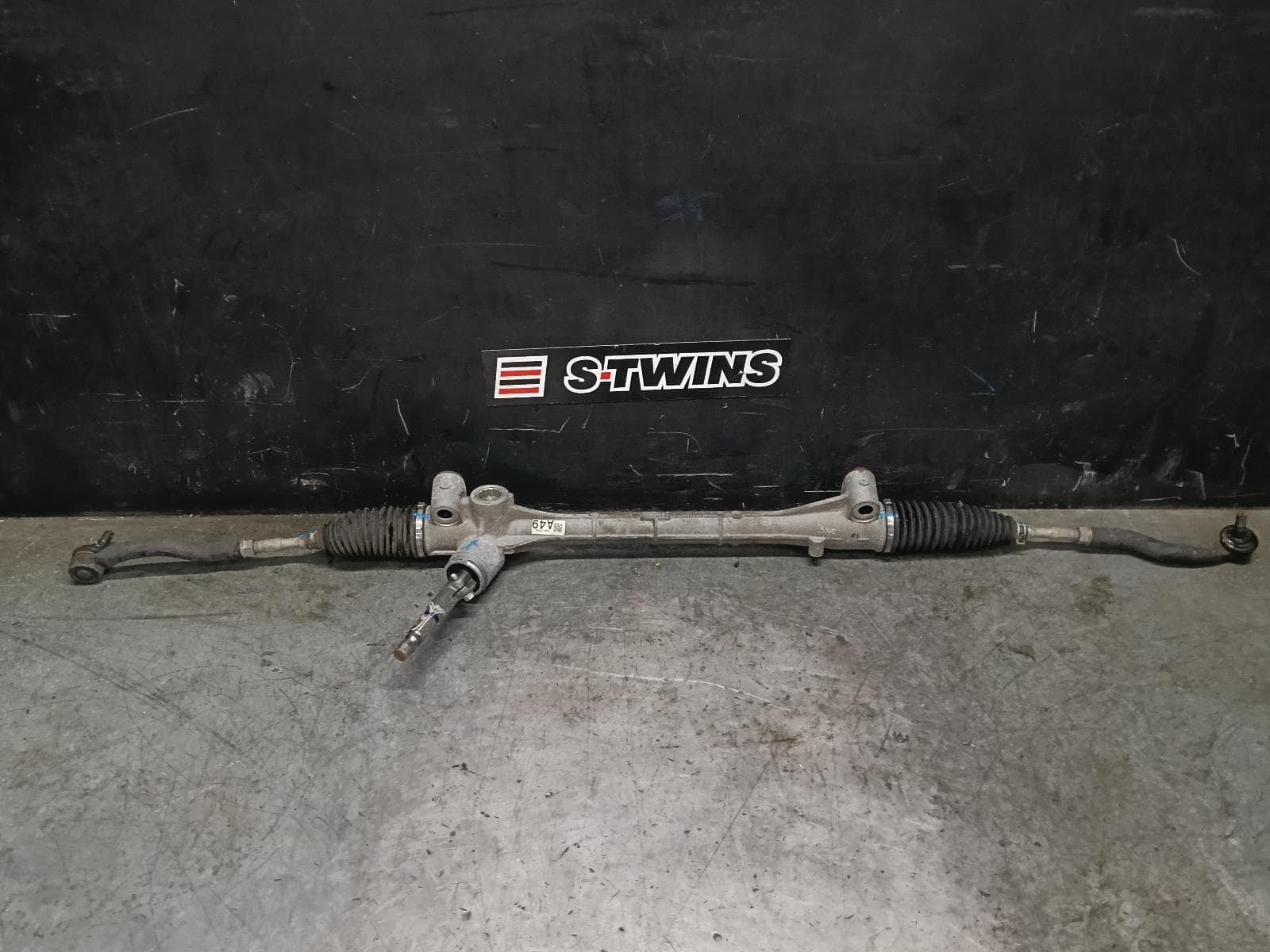 Used auto part listing image: 2013 TOYOTA COROLLA STEERING BOX RACK ZRE152/153R, 03/07-10/13