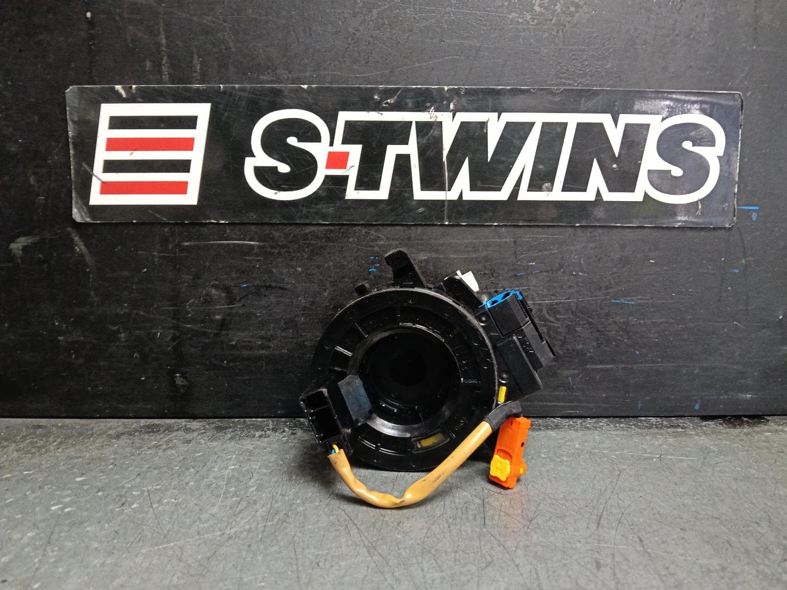 Used auto part listing image: 2013 TOYOTA COROLLA CLOCKSPRING, ZRE152/153R, W/ STEERING WHEEL CONTROL TYPE, 03/07-10/13