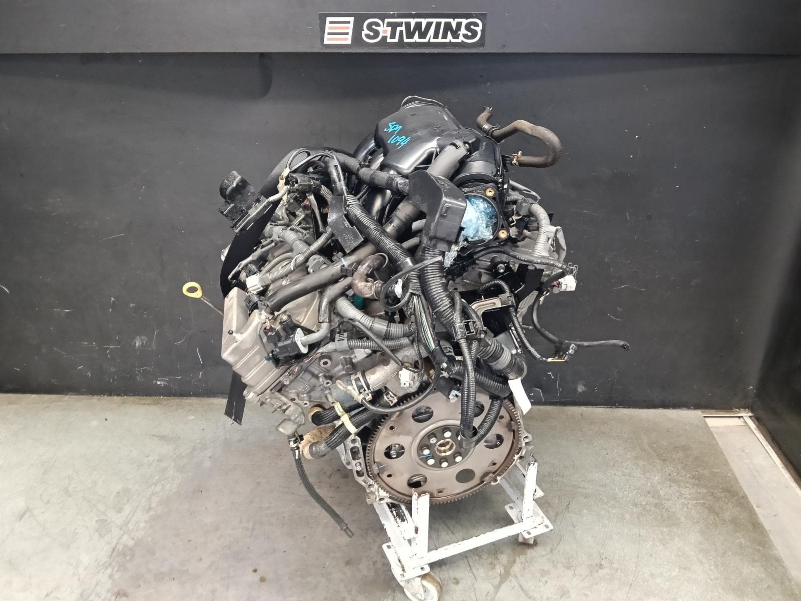 Used auto part listing image: 2016 TOYOTA KLUGER ENGINE GSU50/GSU55, PETROL, 3.5, 2GR-FE, 12/13-10/16