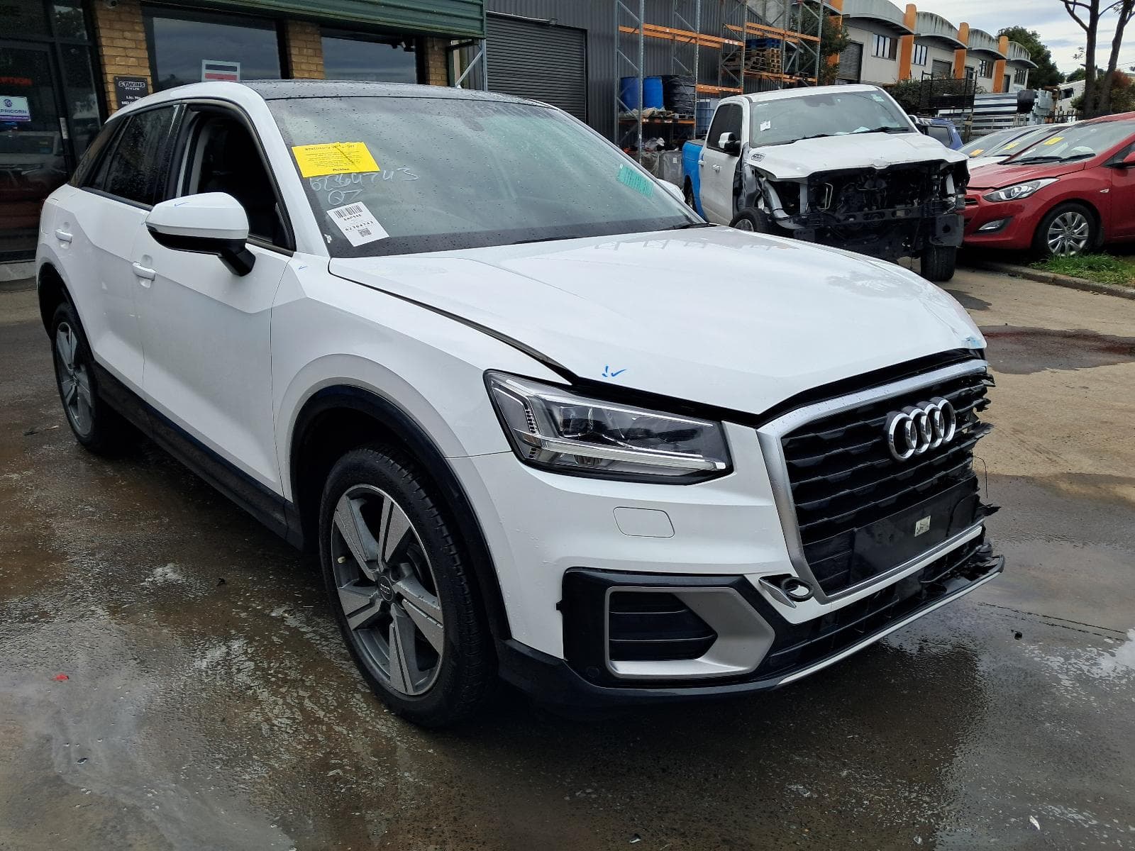 Used auto part listing image: 2019 AUDI Q2 SEAT BELT STALK CENTRE REAR, SEAT BELT ONLY, GA, 10/16-05/23