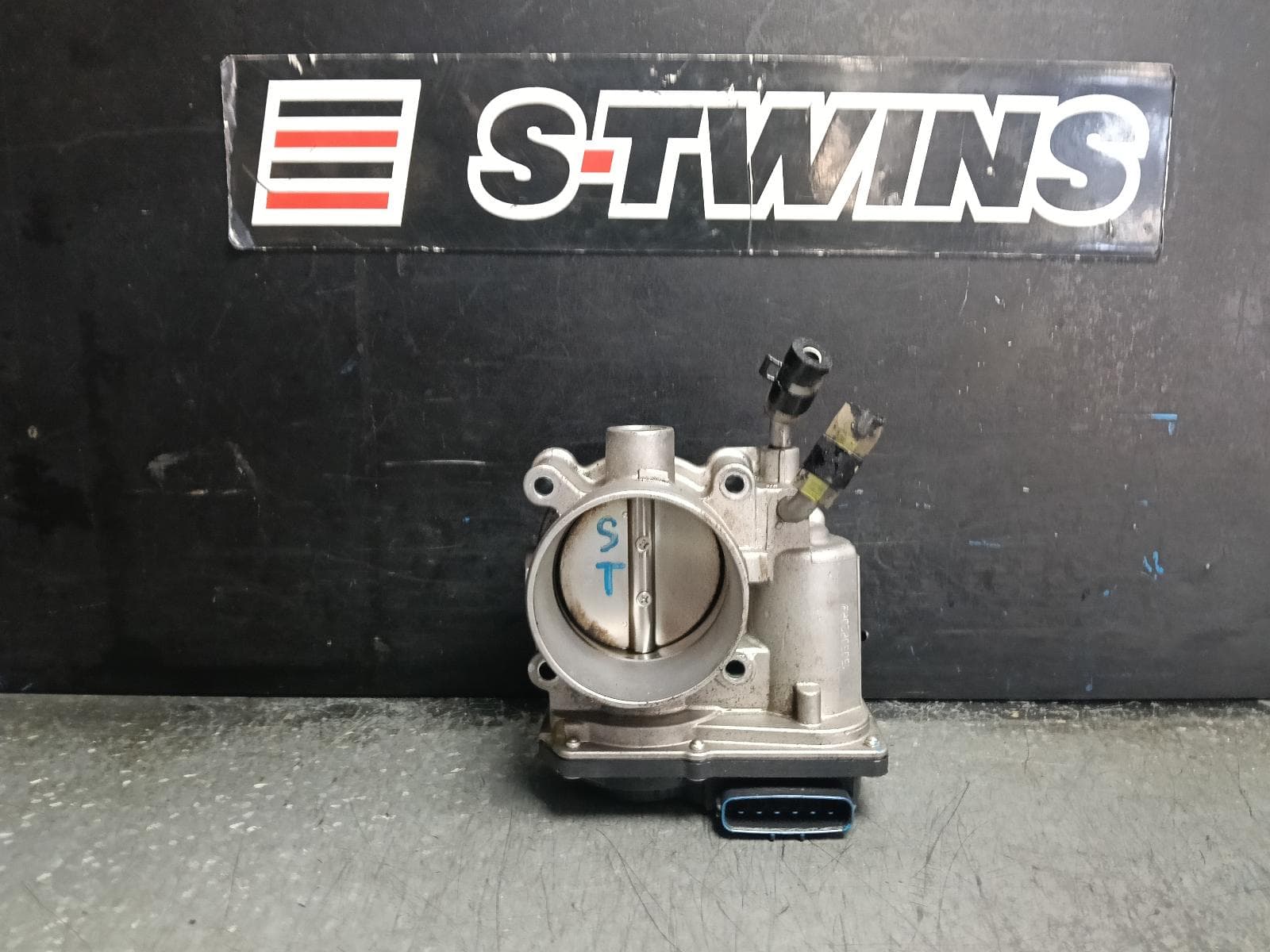 Used auto part listing image: 2013 HYUNDAI I30 THROTTLE BODY 1.8/2.0, PETROL, GD, 03/12-02/17