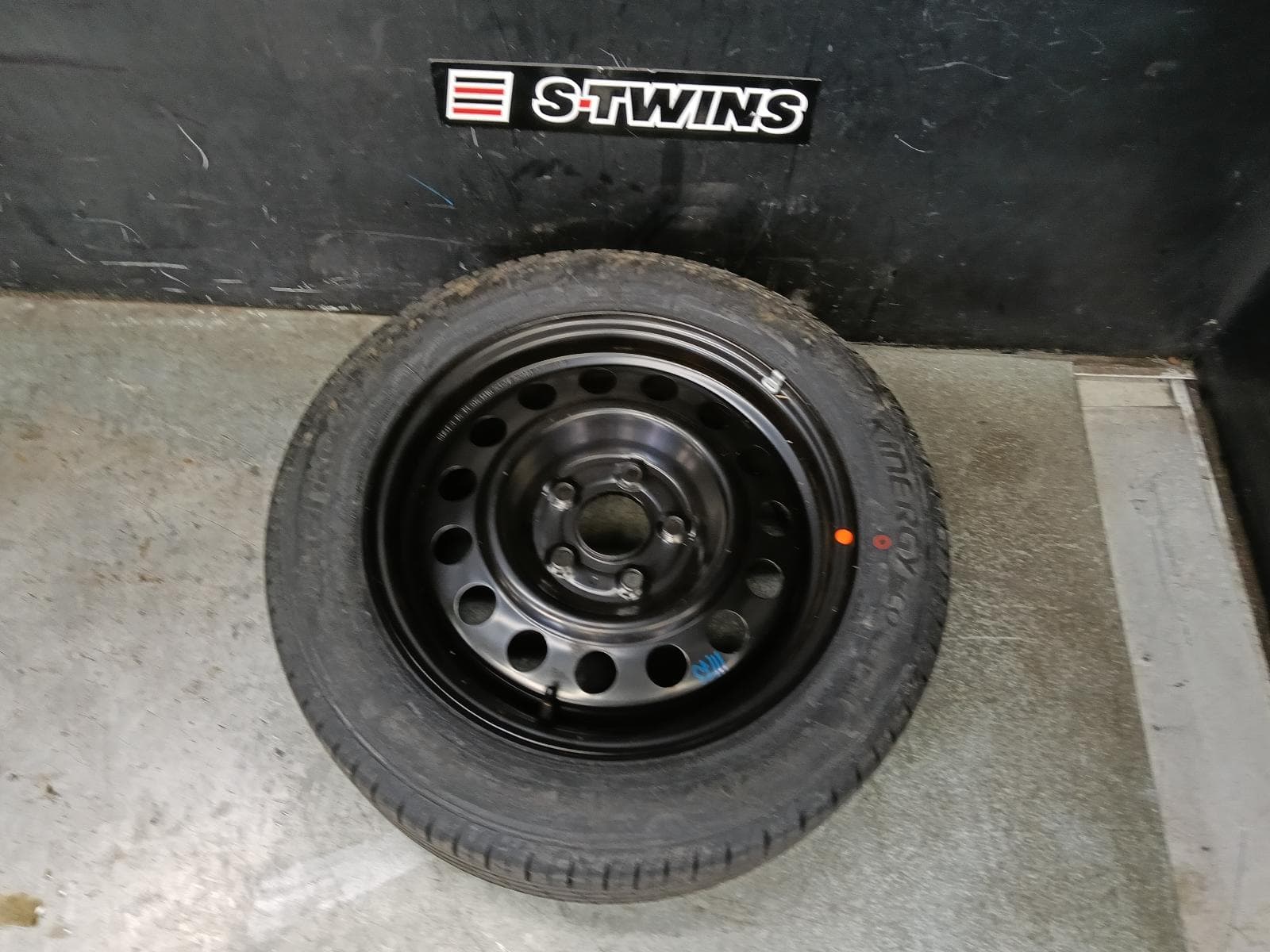 Used auto part listing image: 2013 HYUNDAI I30 WHEEL STANDARD STEEL FACTORY, 16X6.5IN, GD, 03/12-02/17