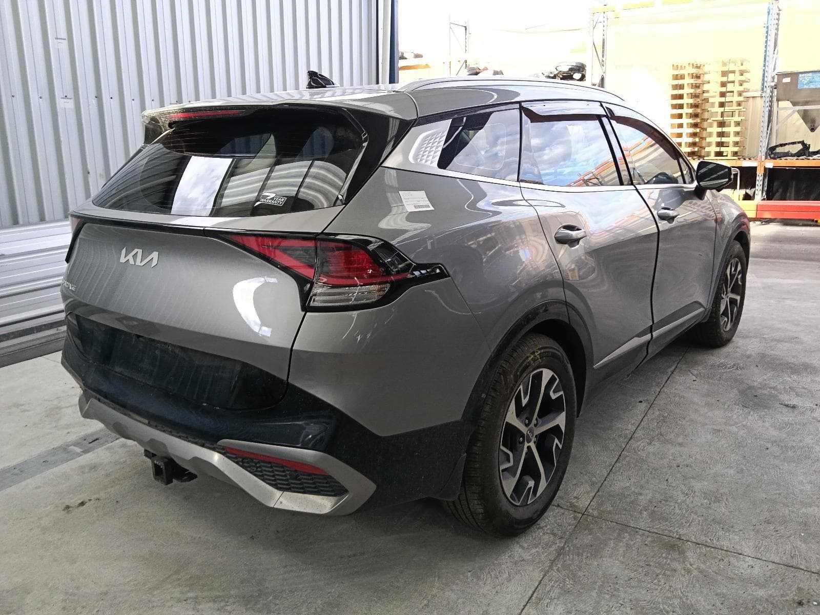Used auto part listing image: 2021 KIA SPORTAGE LEFT FRONT LOWER CONTROL ARM NQ5, 09/21