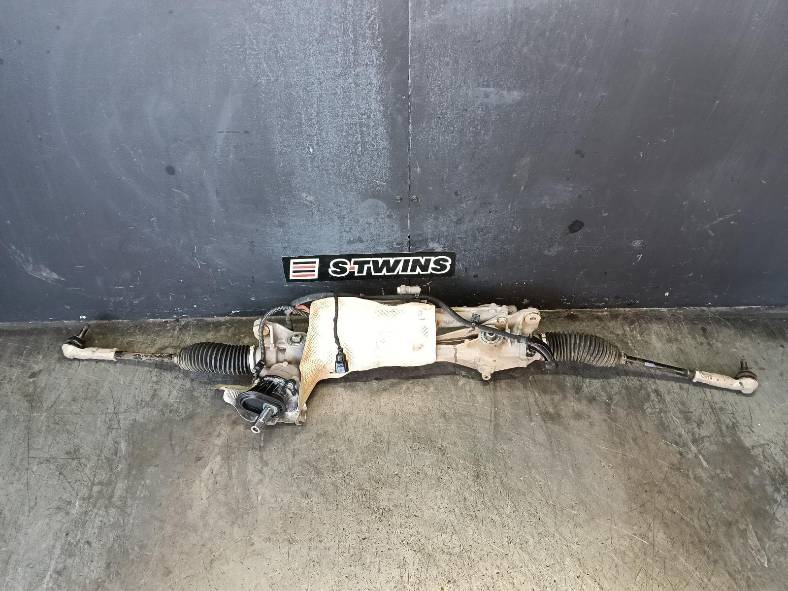 Used auto part listing image: 2018 AUDI Q2 STEERING BOX RACK GA, ELECTRIC, 10/16