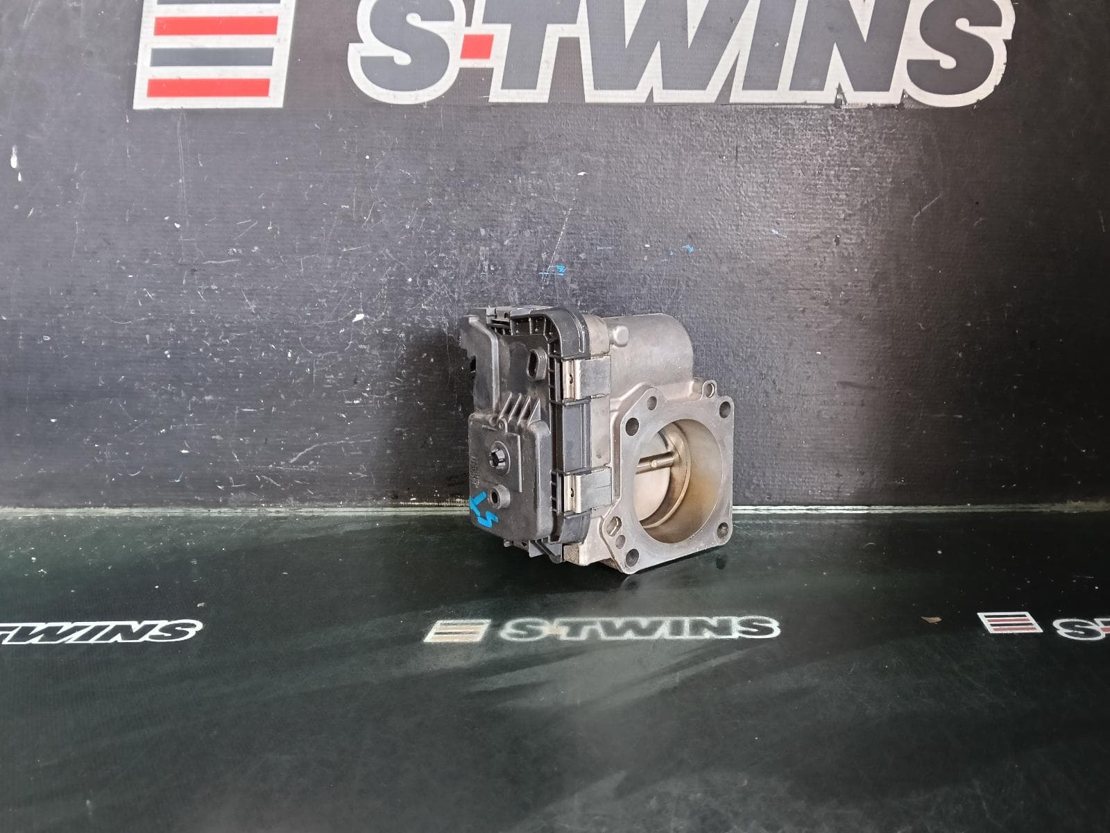 Used auto part listing image: 2018 AUDI Q2 THROTTLE BODY 1.4, PETROL, CZEA CODE, GA, 10/16-01/21