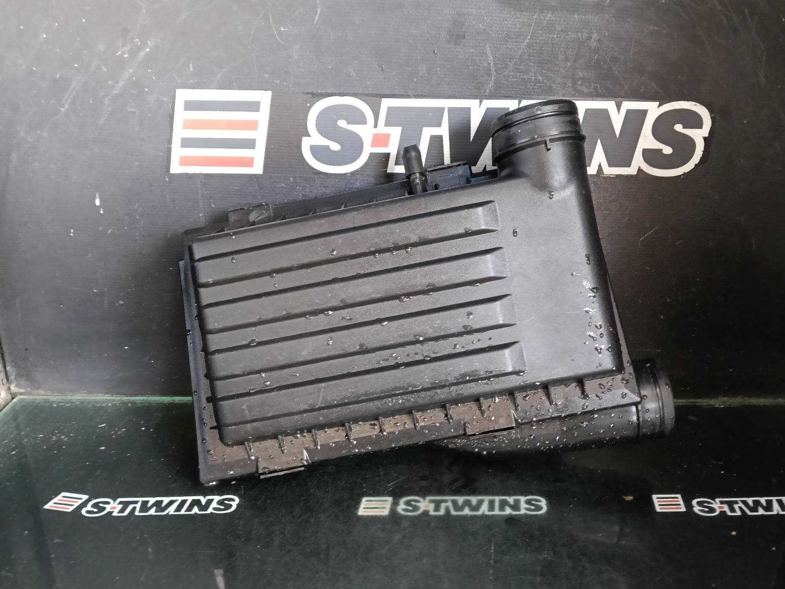 Used auto part listing image: 2018 AUDI Q2 AIR CLEANER BOX AIR CLEANER, 1.4, PETROL, Q2, GA, 10/16-01/21