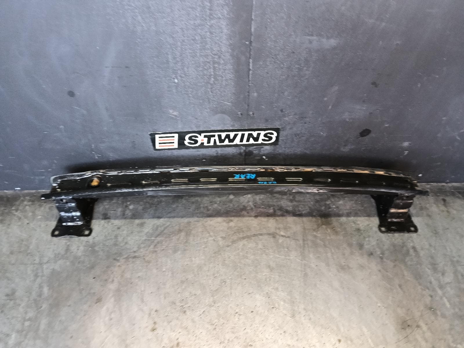 Used auto part listing image: 2018 AUDI Q2 R BAR BRACKET REINFO MAIN REINFORCEMENT, GA, 10/16