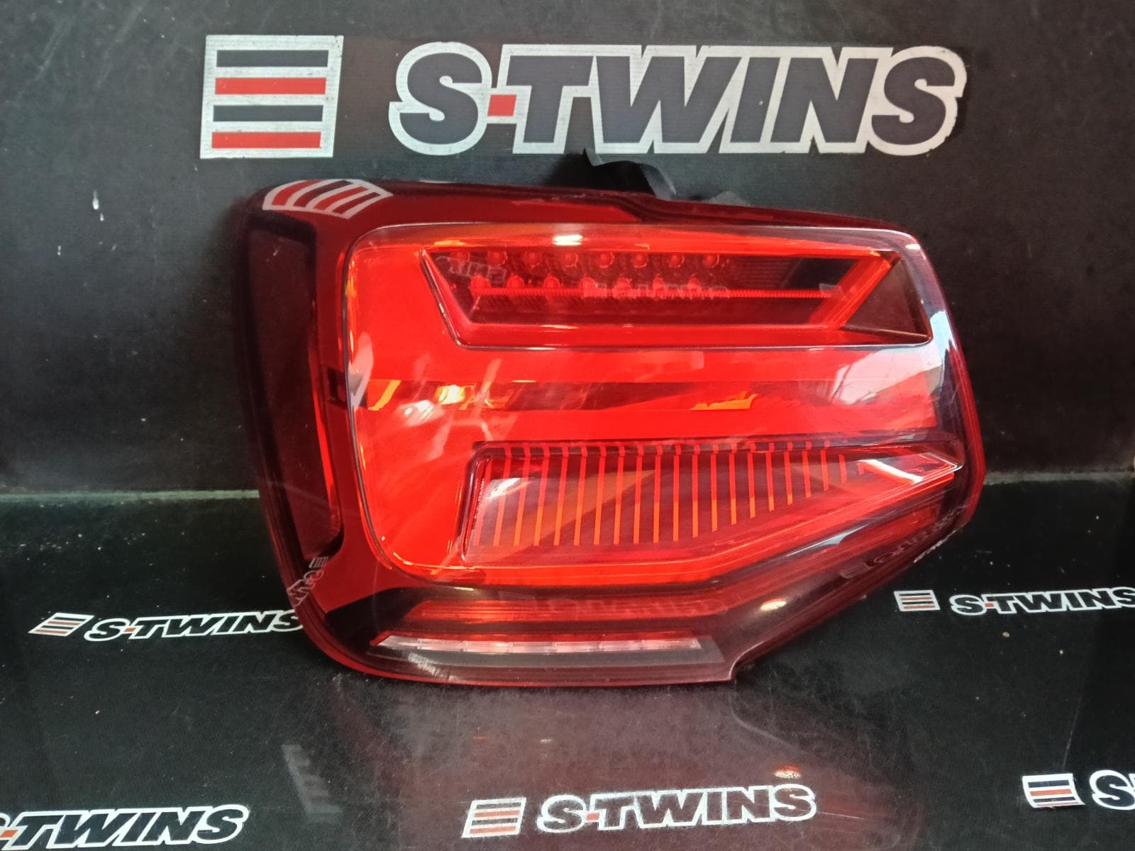 Used auto part listing image: 2018 AUDI Q2 LEFT TAILLIGHT GA, IN BODY, LED TYPE, W/ SEQUENCIAL INDICATOR, Q2/SQ2, 10/16