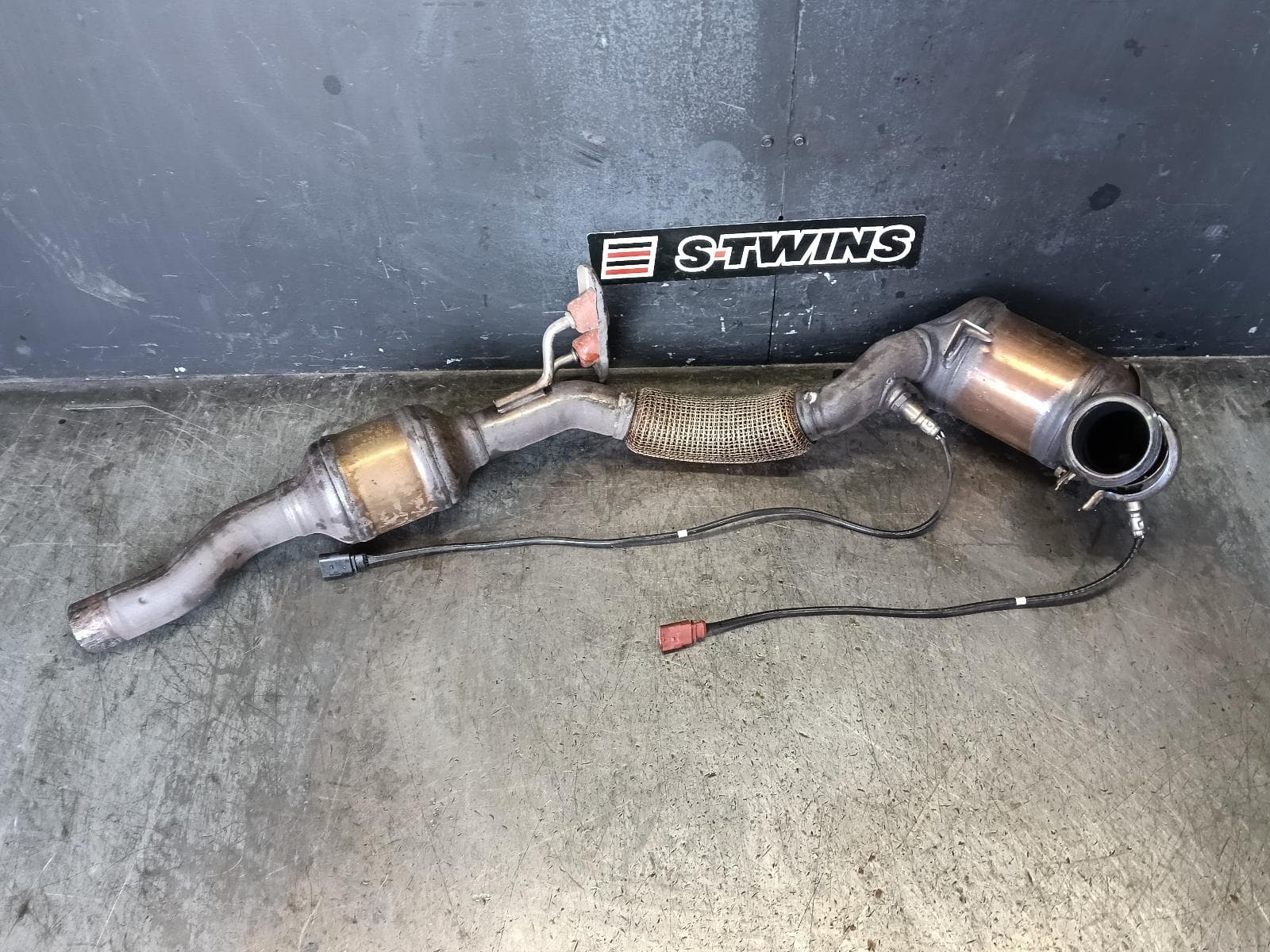 Used auto part listing image: 2019 VOLKSWAGEN TIGUAN CATALYTIC CONVERTER DOWNPIPE-CAT TYPE, 1.4, PETROL, CZDA CODE, 5NA, 06/16-02/24