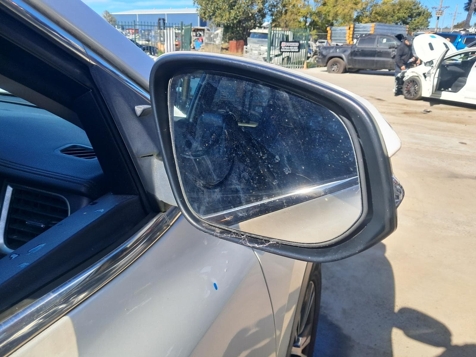 2016 TOYOTA KLUGER 14