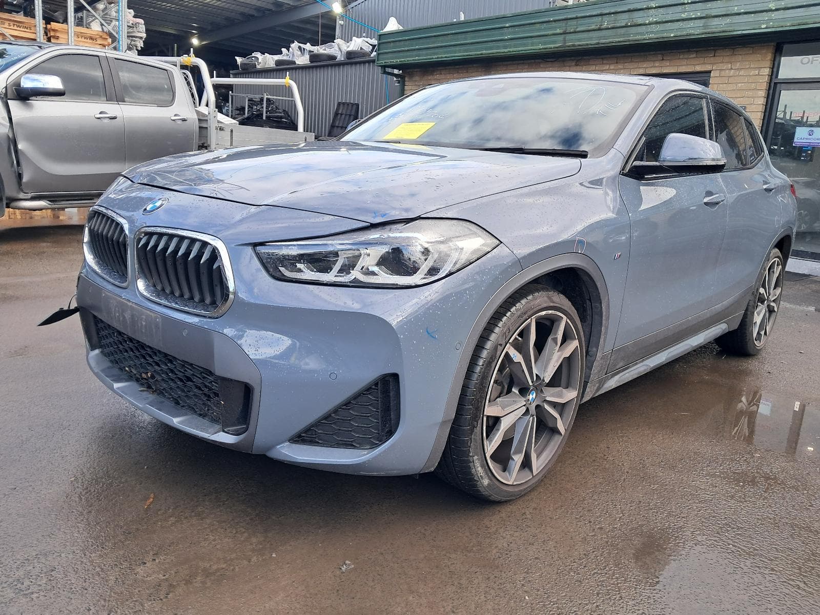 Used auto part listing image: 2021 BMW X2 DOOR TRIM F39, 11/17-09/23