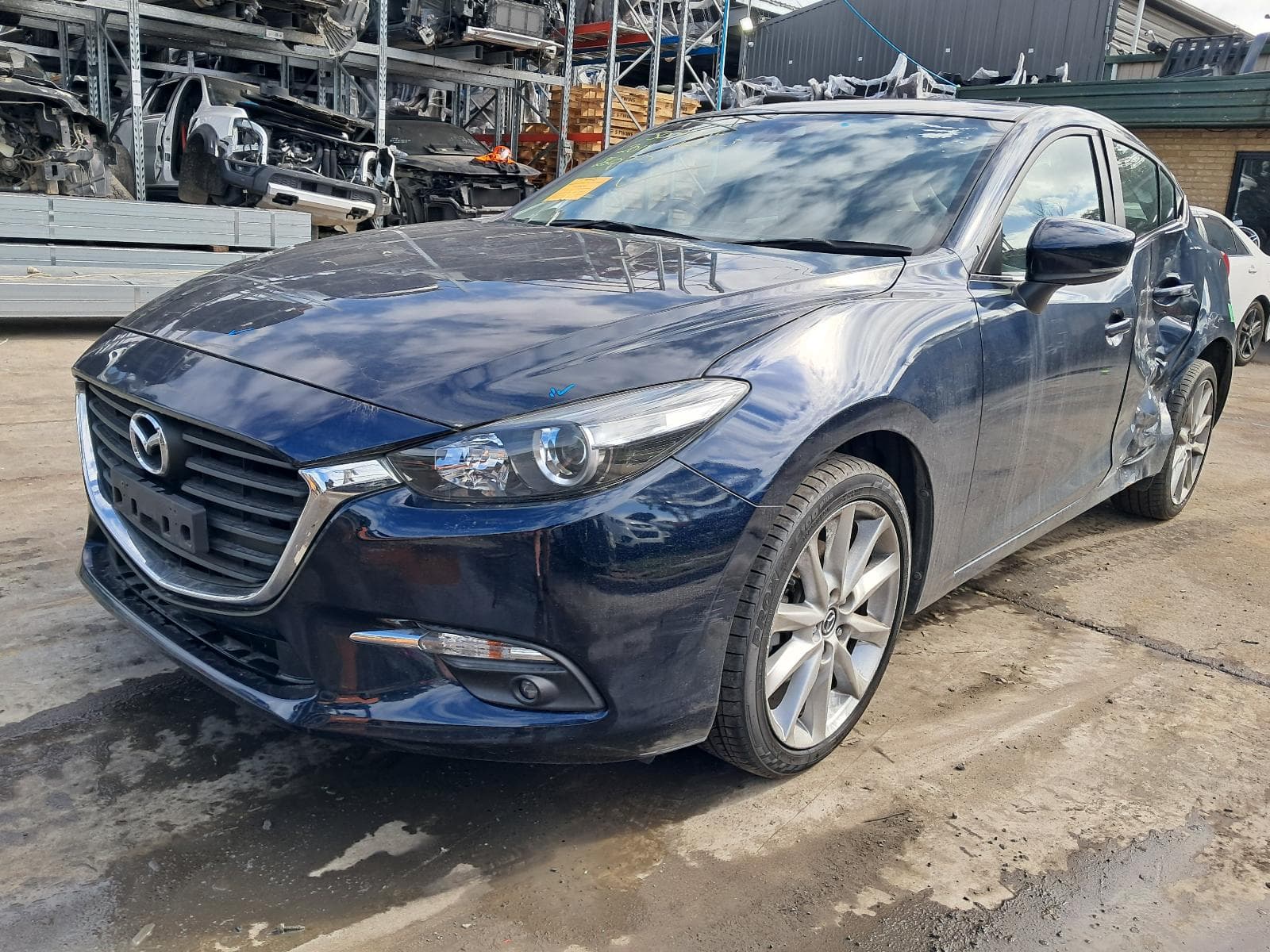 Used auto part listing image: 2018 MAZDA 3 FLASHER SWITCH, BN, W/ AUTO H/LAMP & FOGLAMP TYPE, 05/16-02/19