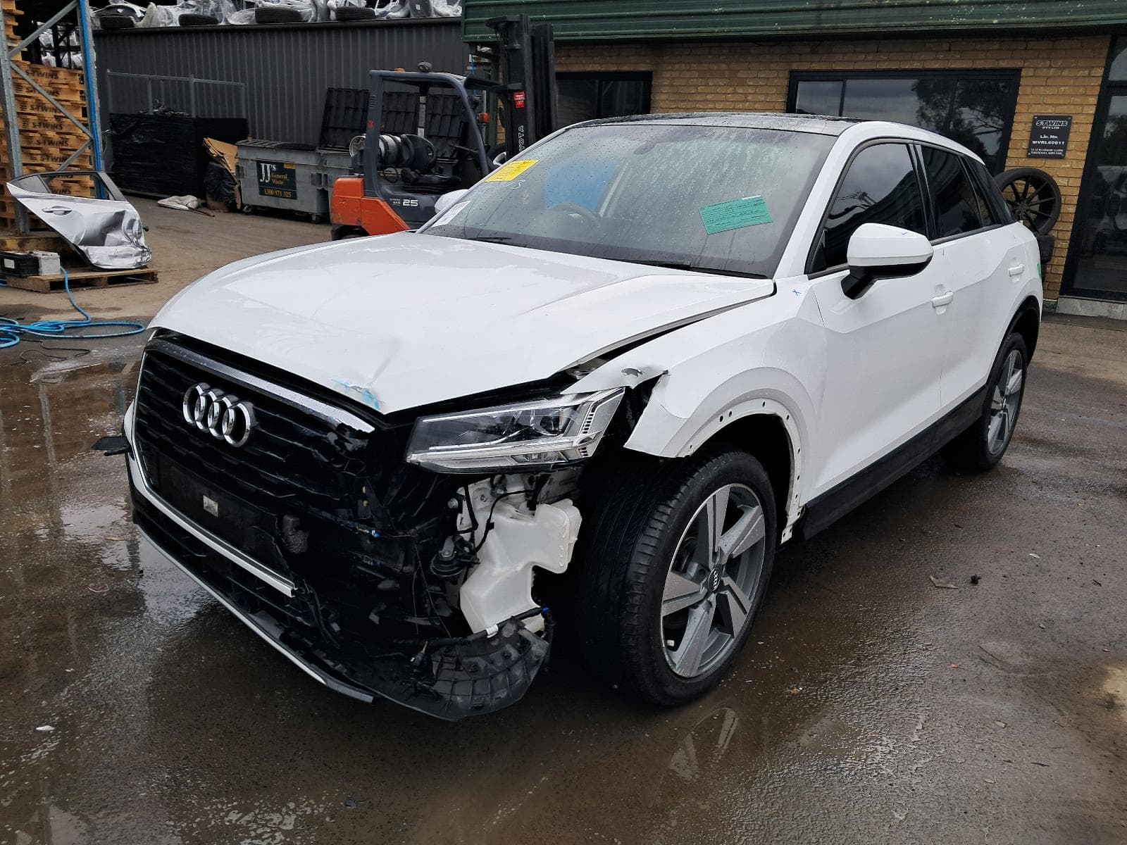 2019 AUDI Q2 4