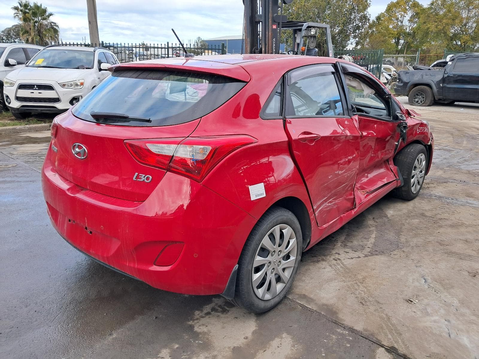 2013 HYUNDAI I30 3
