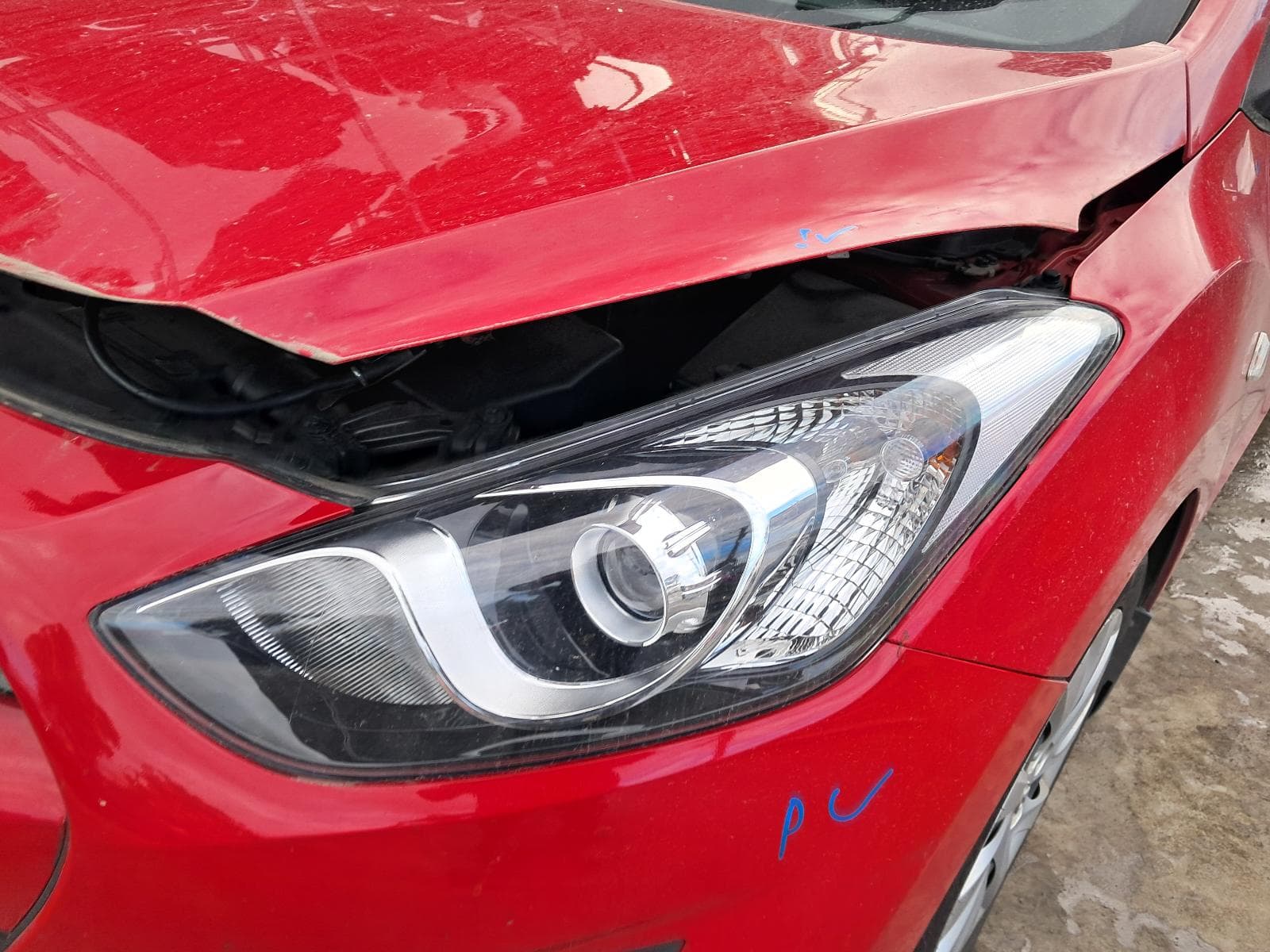 2013 HYUNDAI I30 5