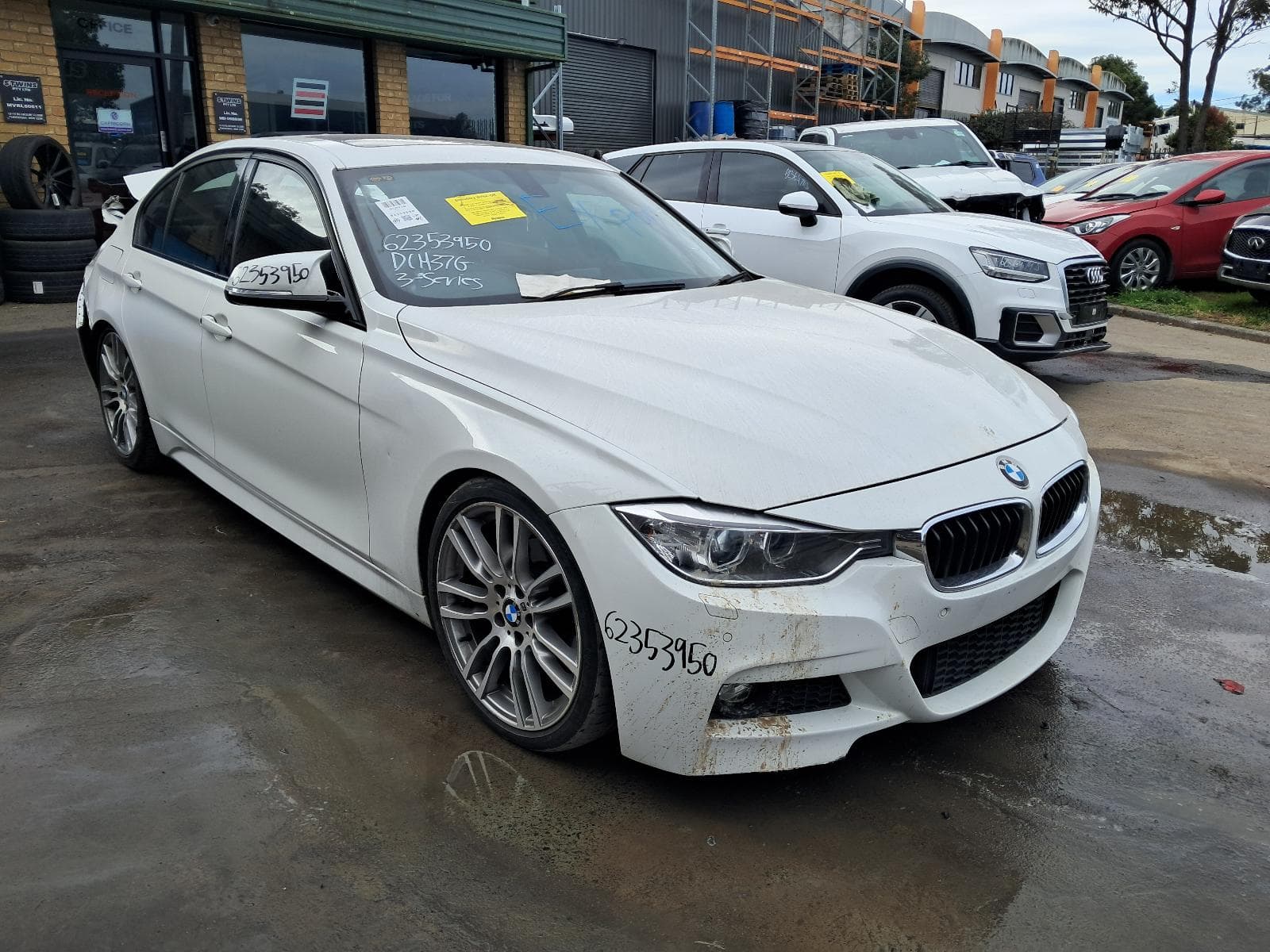2013 BMW 3 SERIES 1