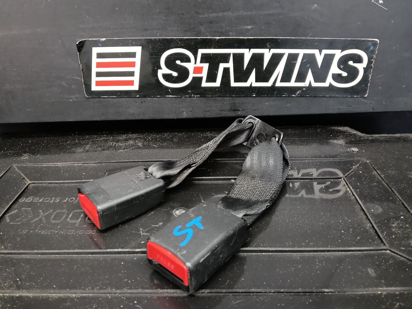 Used auto part listing image: 2020 MAZDA BT50 SEAT BELT STALK RH REAR & CENTRE REAR, SEAT BELT STALK ONLY, DUAL CAB, UP-UR, 10/11-06/20