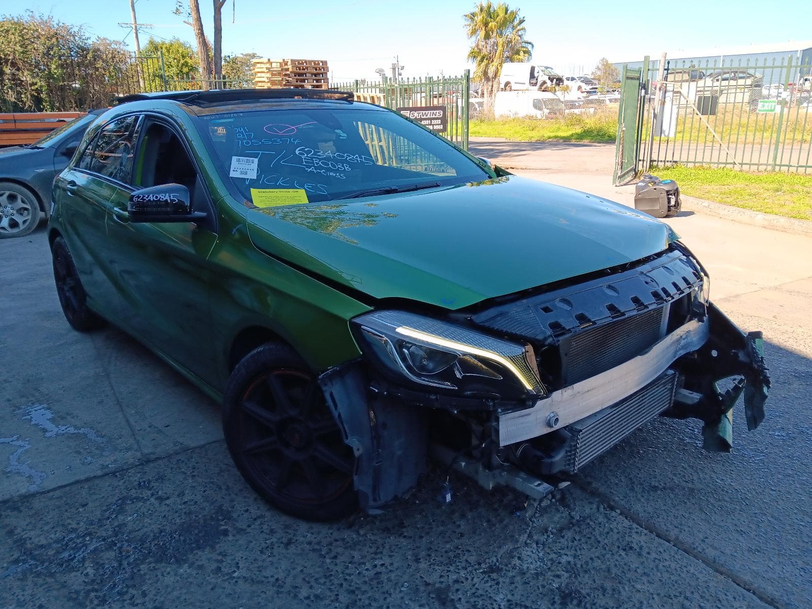 Used auto part listing image: 2015 MERCEDES A CLASS RIGHT AIRBAG STEERING WHEEL, W176, NON AMG TYPE, 09/12-03/18