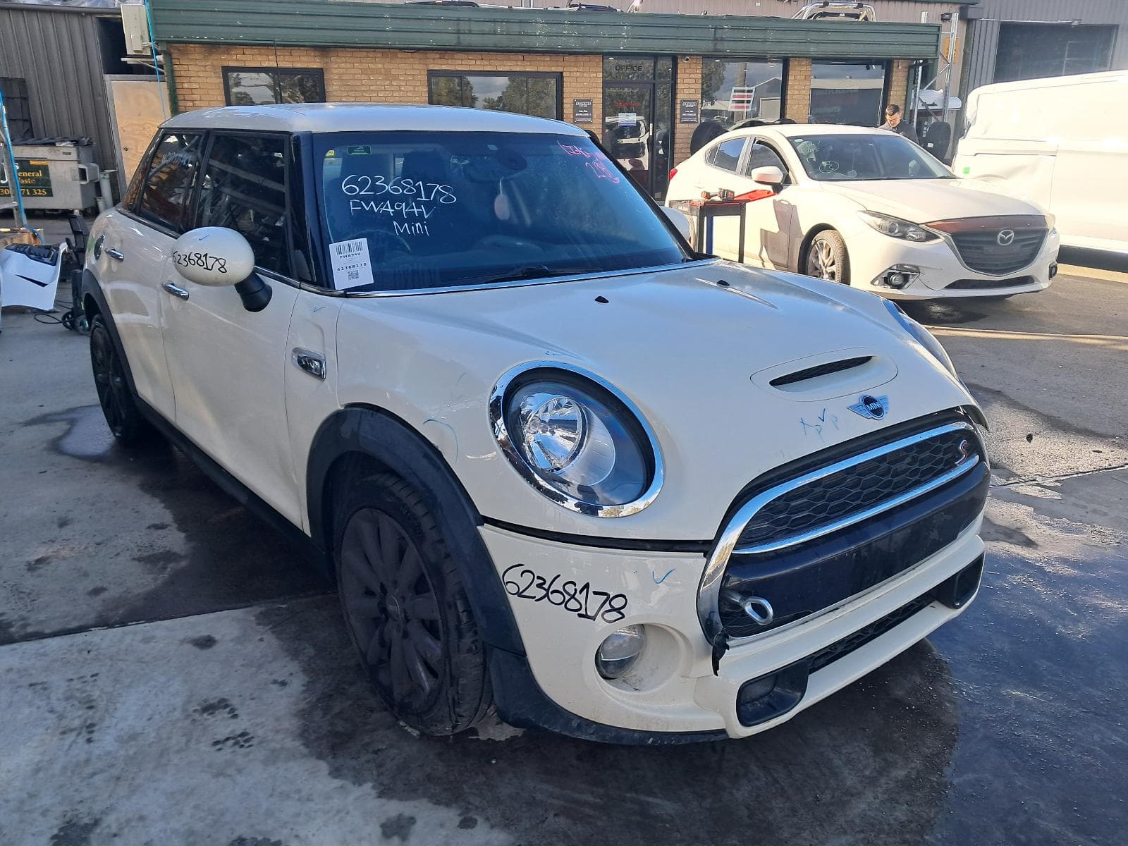 Used auto part listing image: 2016 MINI COOPER SHOCK ABSORBER F55/F56, COOPER S, STANDARD TYPE, 04/14-01/24