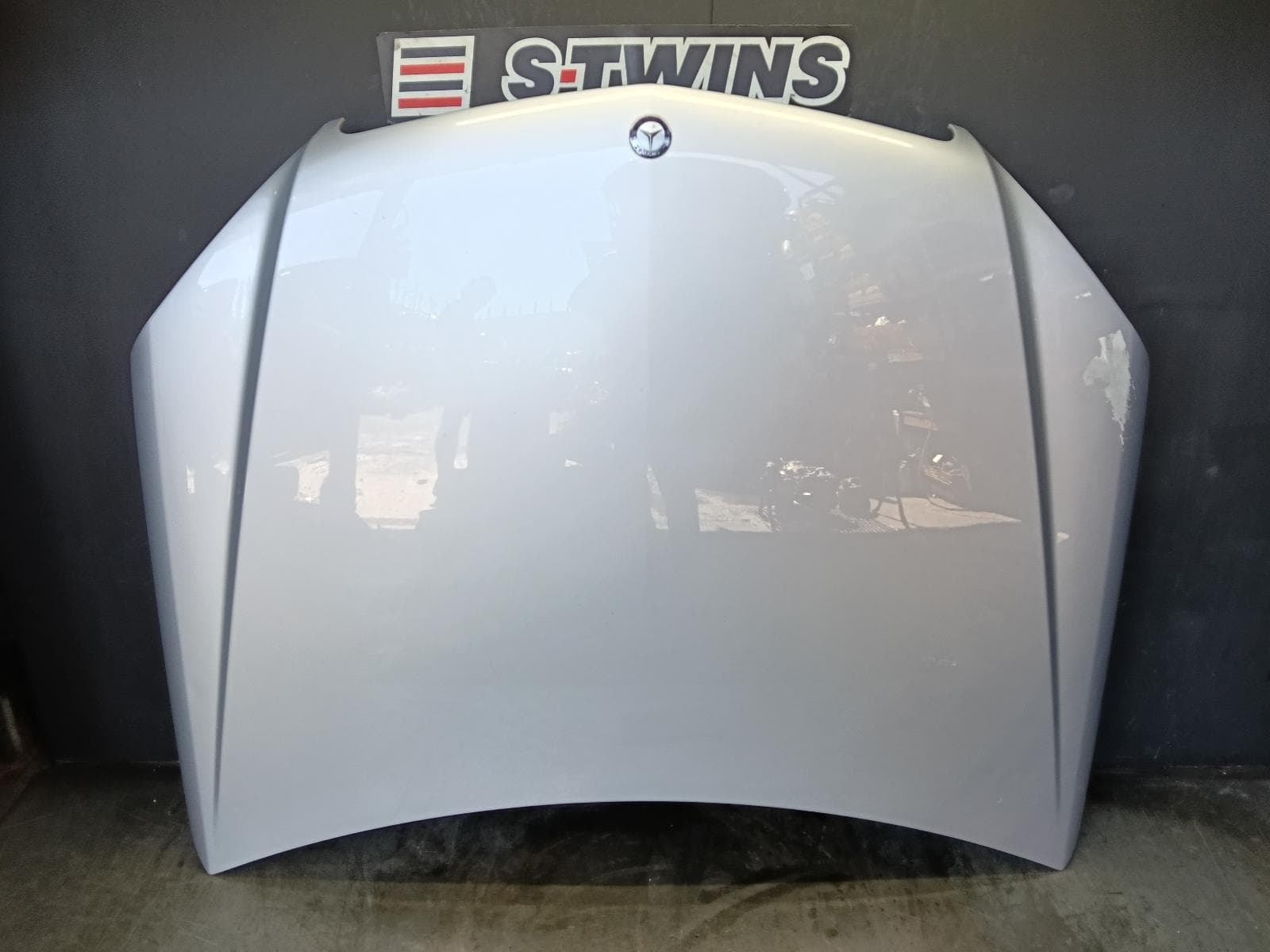 Used auto part listing image: 2010 MERCEDES C CLASS BONNET W204/S204, NON AMG TYPE, 07/07-02/11 0000423800