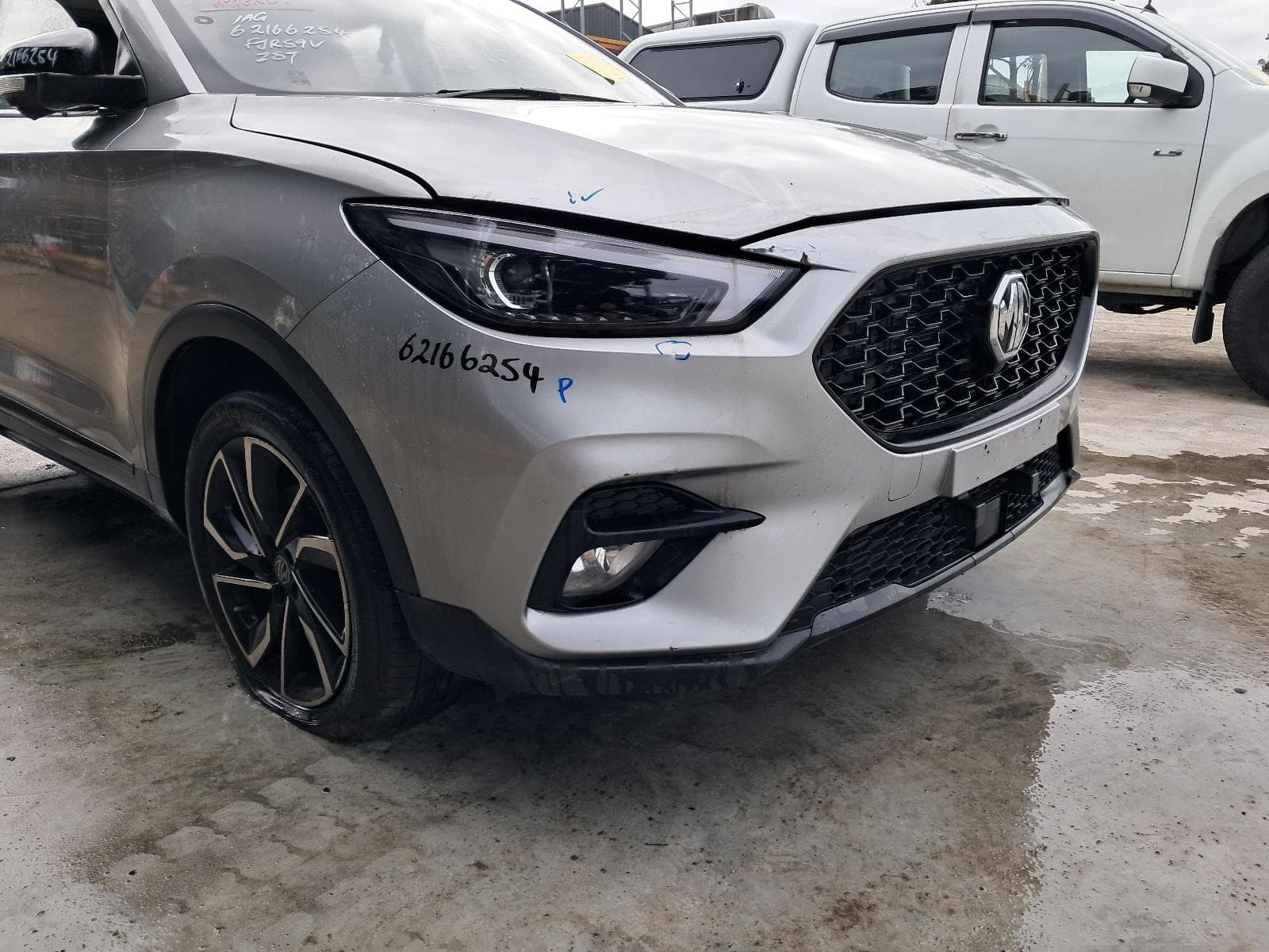 2024 MG ZS 8