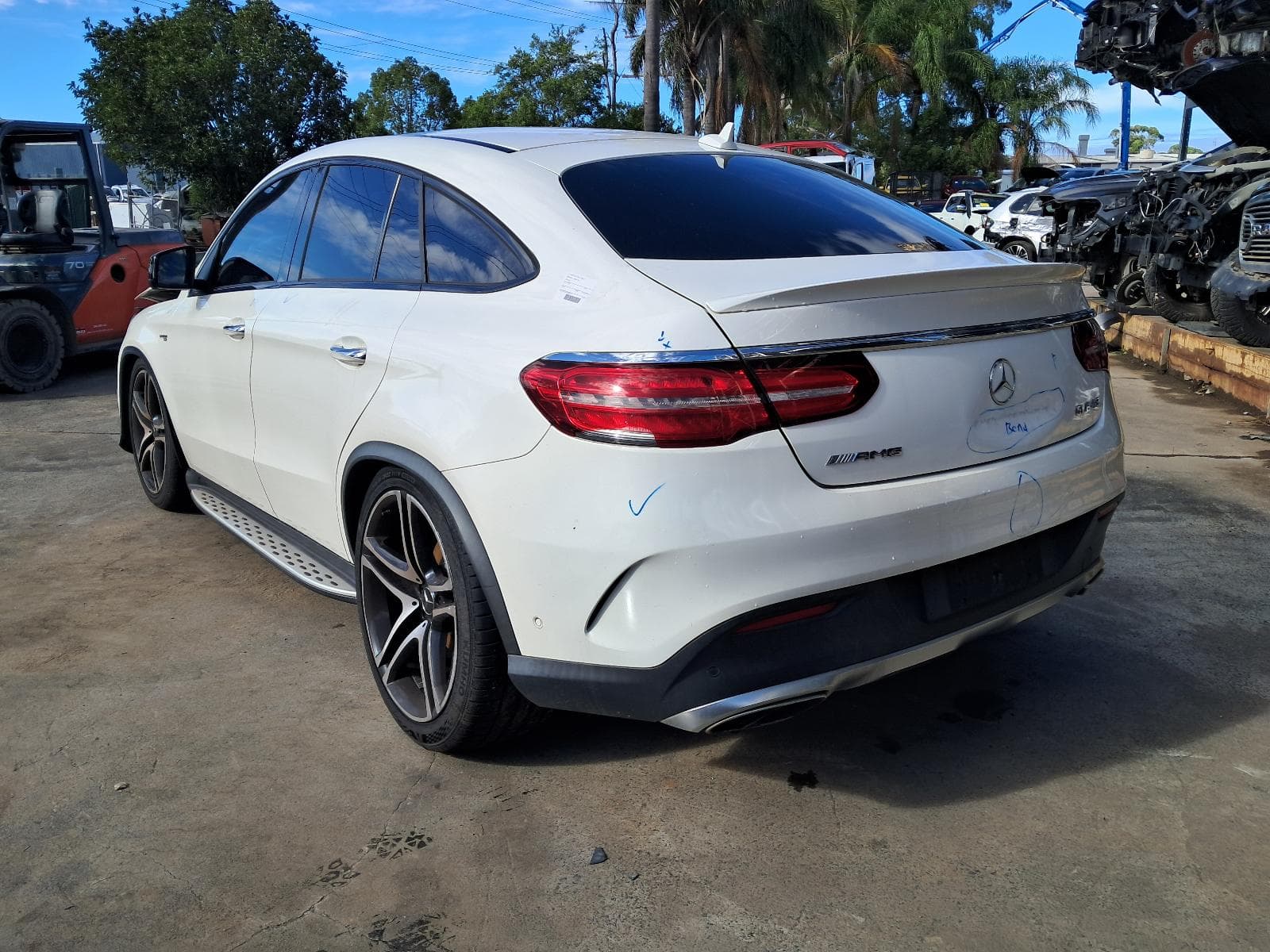 Used auto part listing image: 2017 MERCEDES GLE CLASS LEFT DOOR MIRROR C292, COUPE, W/ CAMERA TYPE, 06/15-04/19