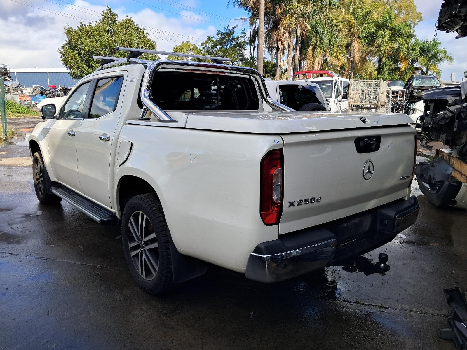 Used auto part listing image: 2018 MERCEDES X CLASS X470, MULTIFUNCTION SWITCH (IN CONSOLE), 02/18-06/20