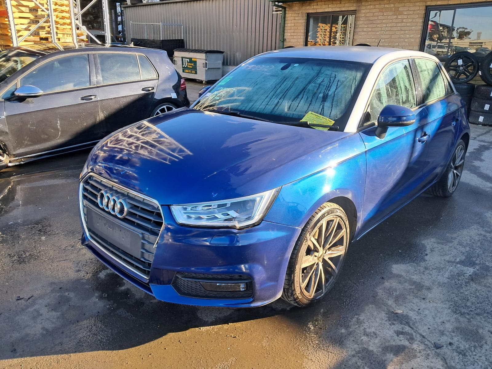 2016 AUDI A1 3