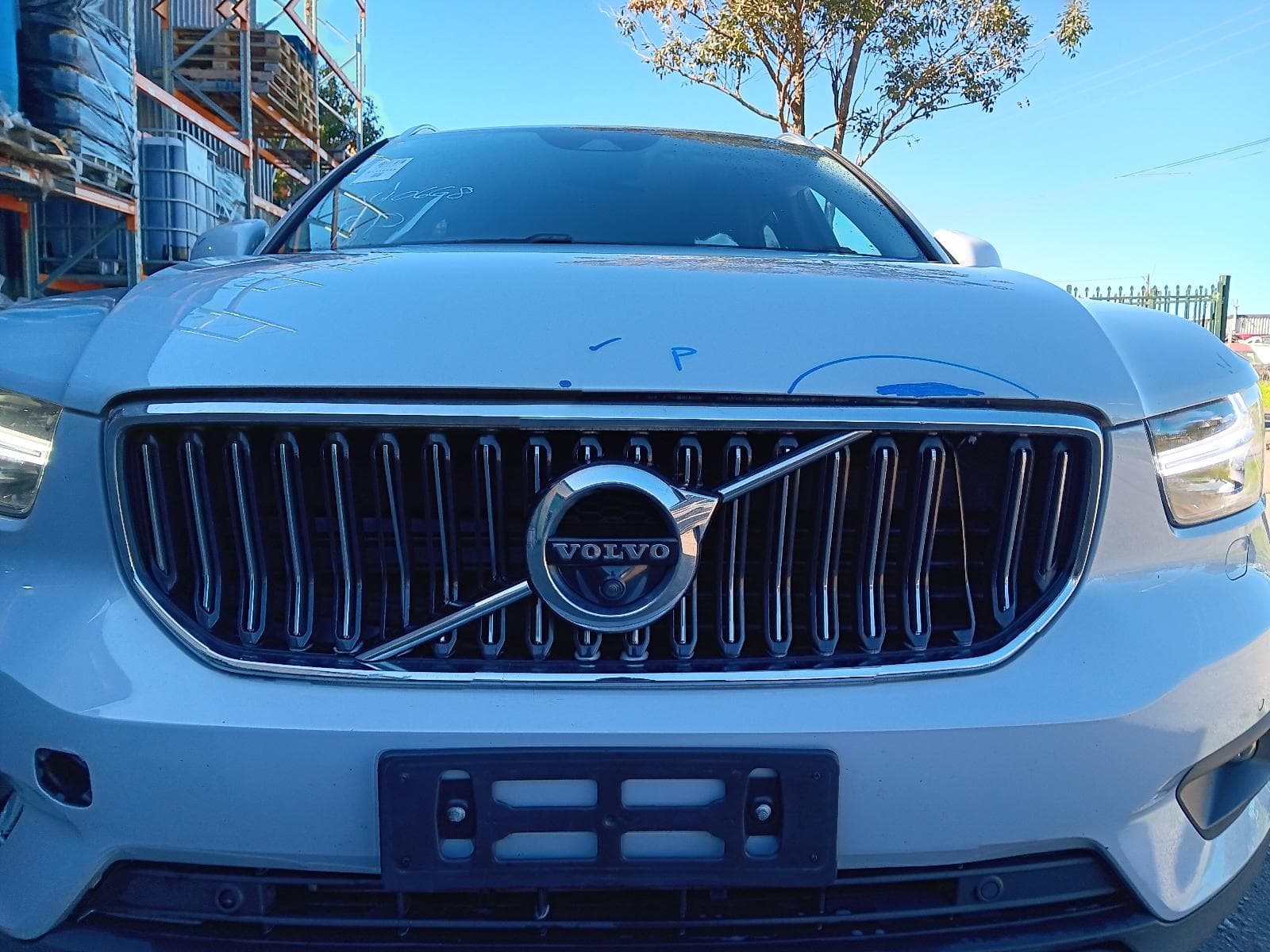 2021 VOLVO XC40 10