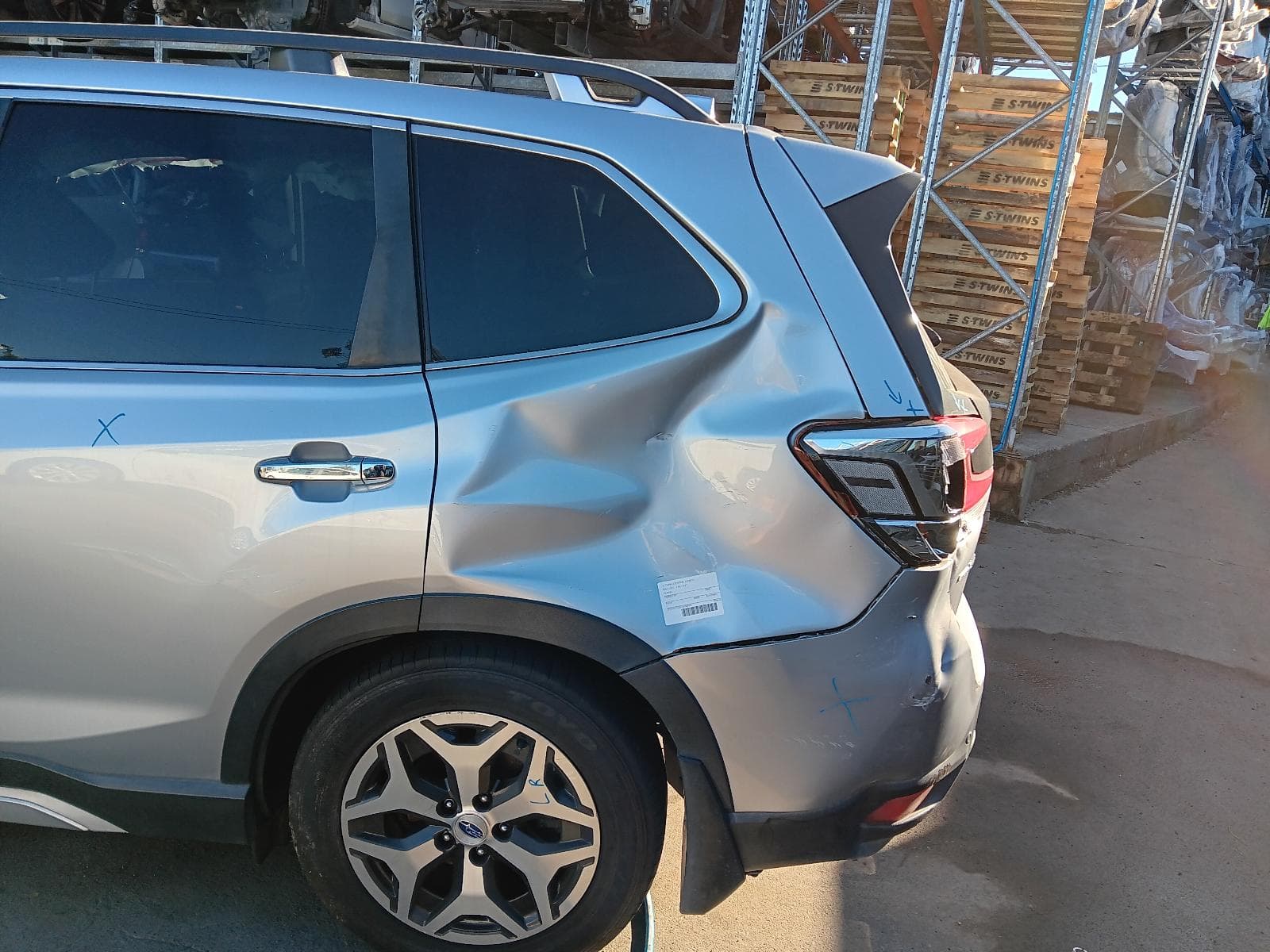 2020 SUBARU FORESTER 14